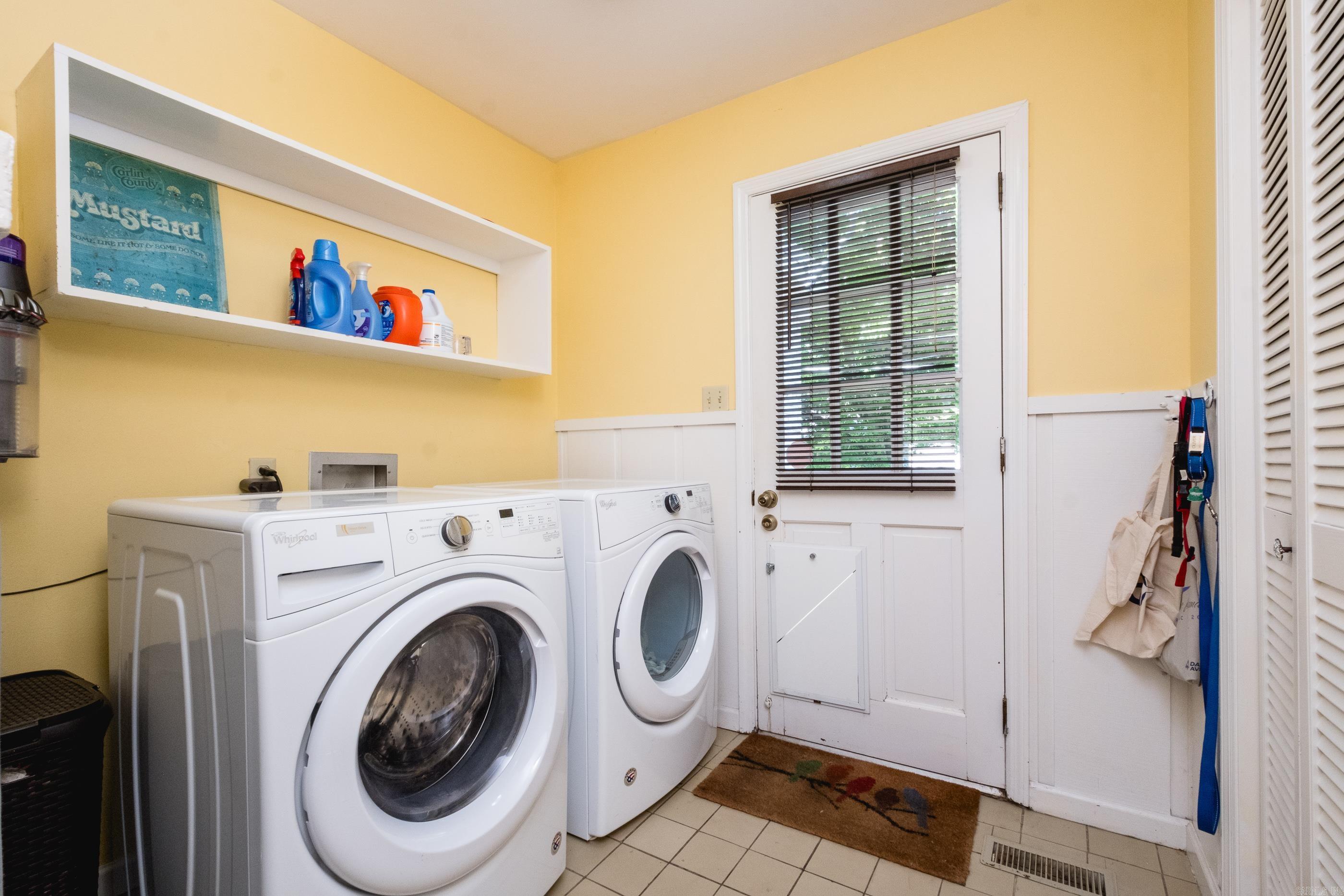 HALL COVE - Residential