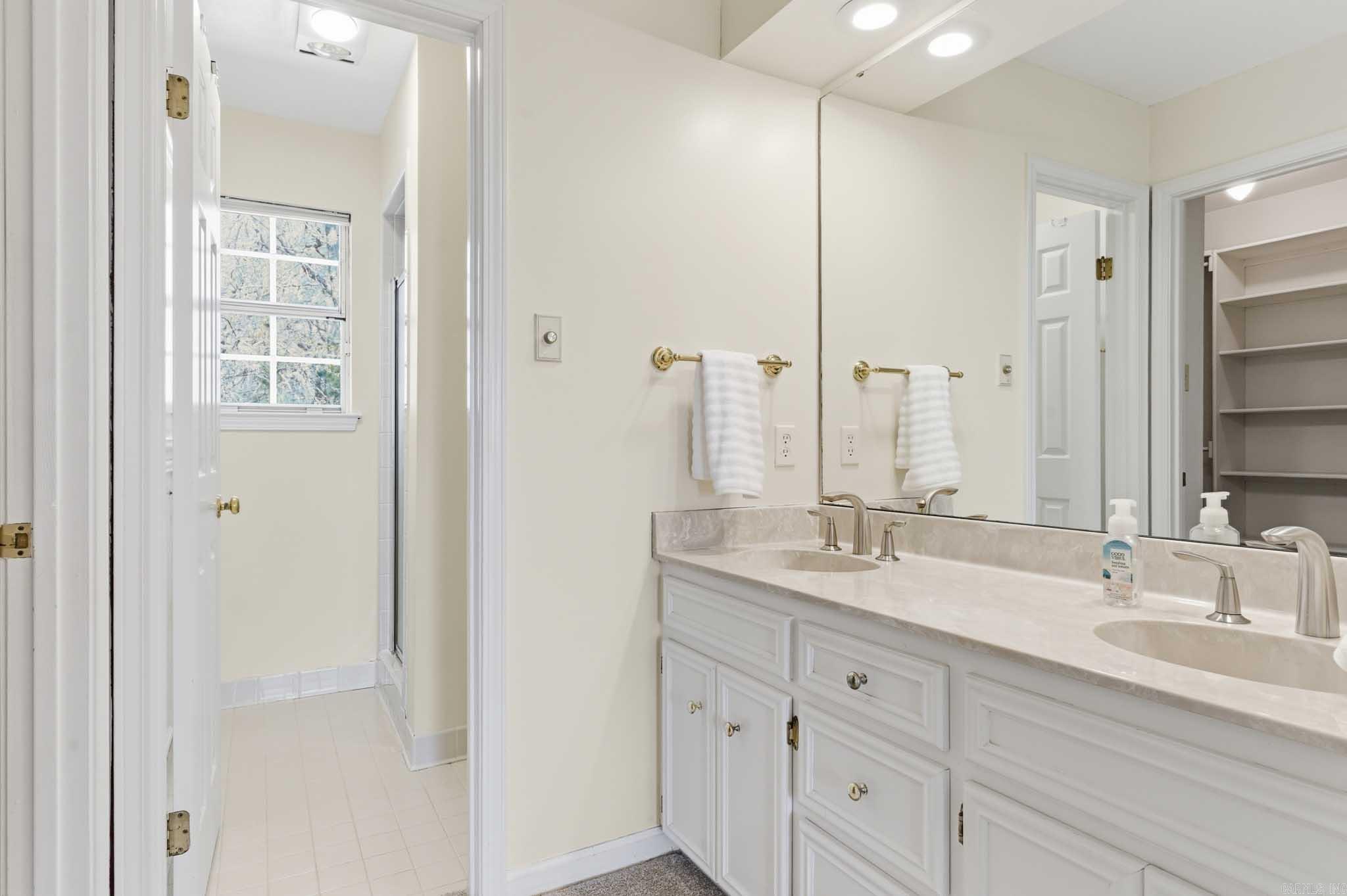 Marlowe Manor - Residential