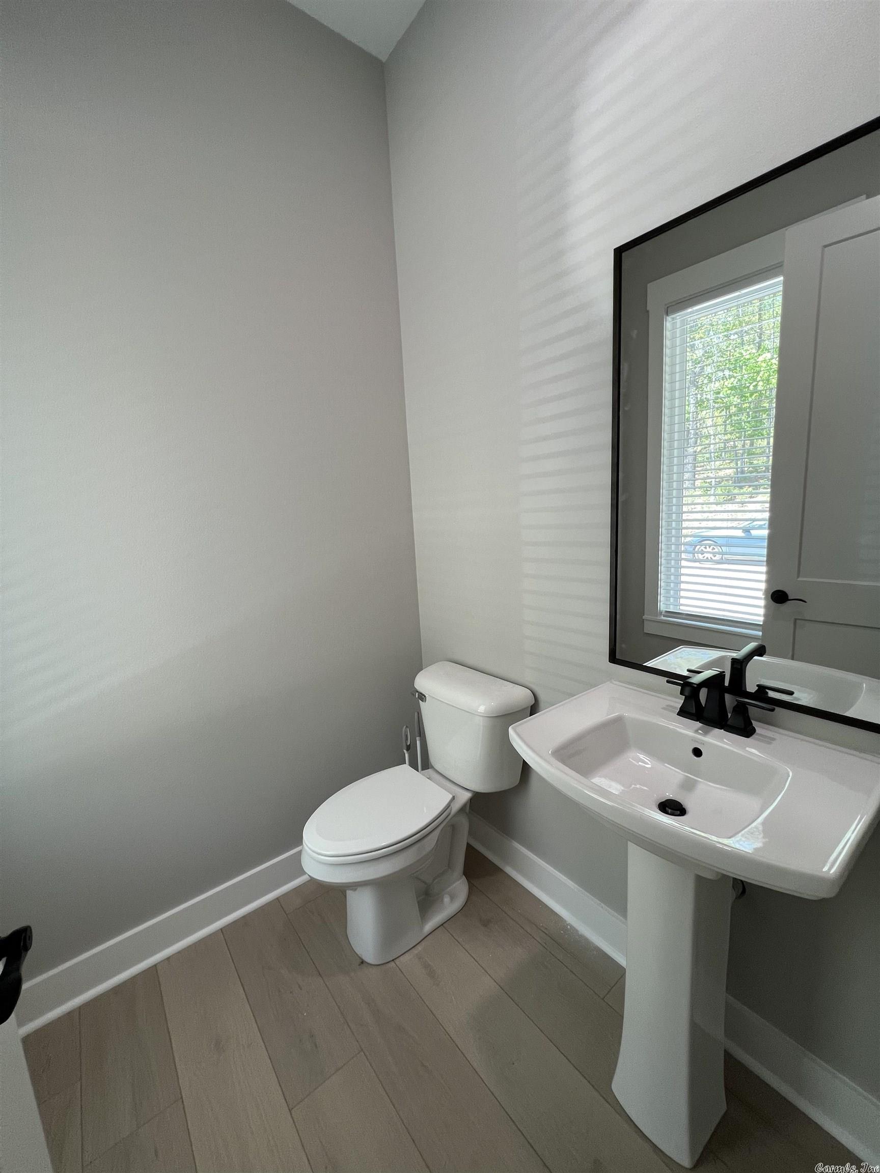 INDIAN HILLS - Residential