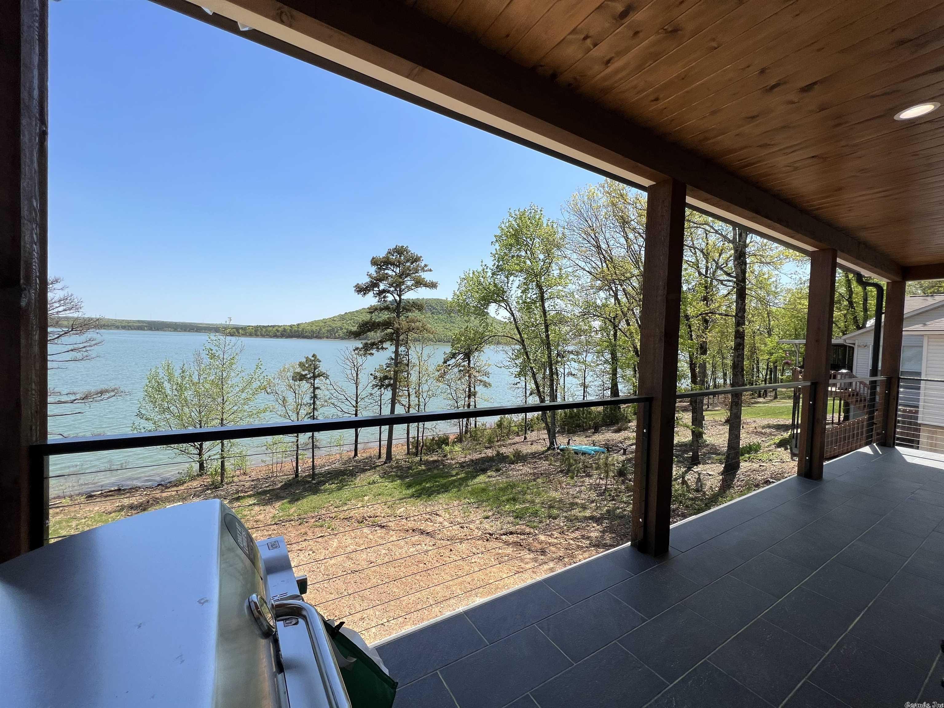 INDIAN HILLS - Residential