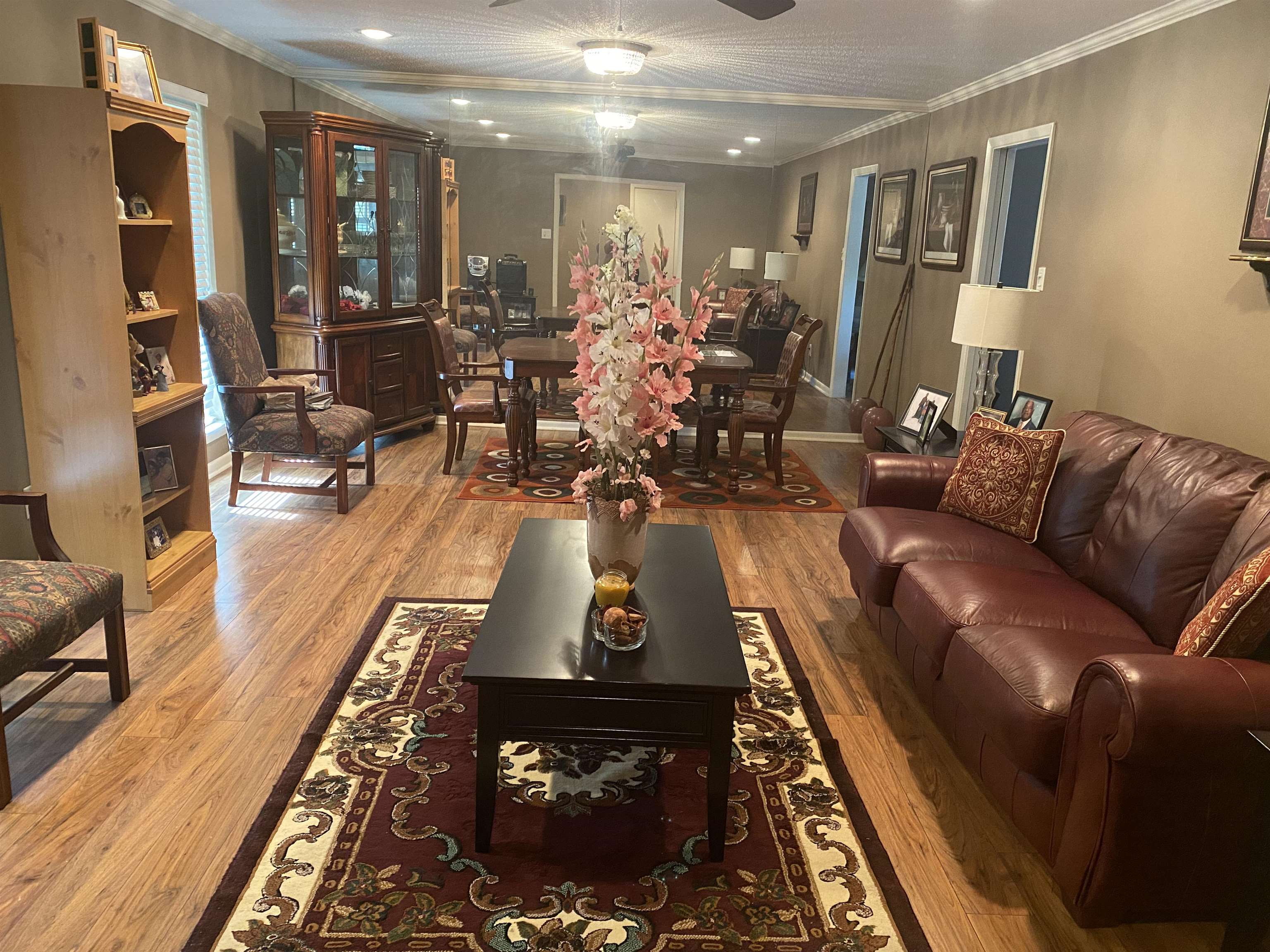 INDIAN HILLS - Residential