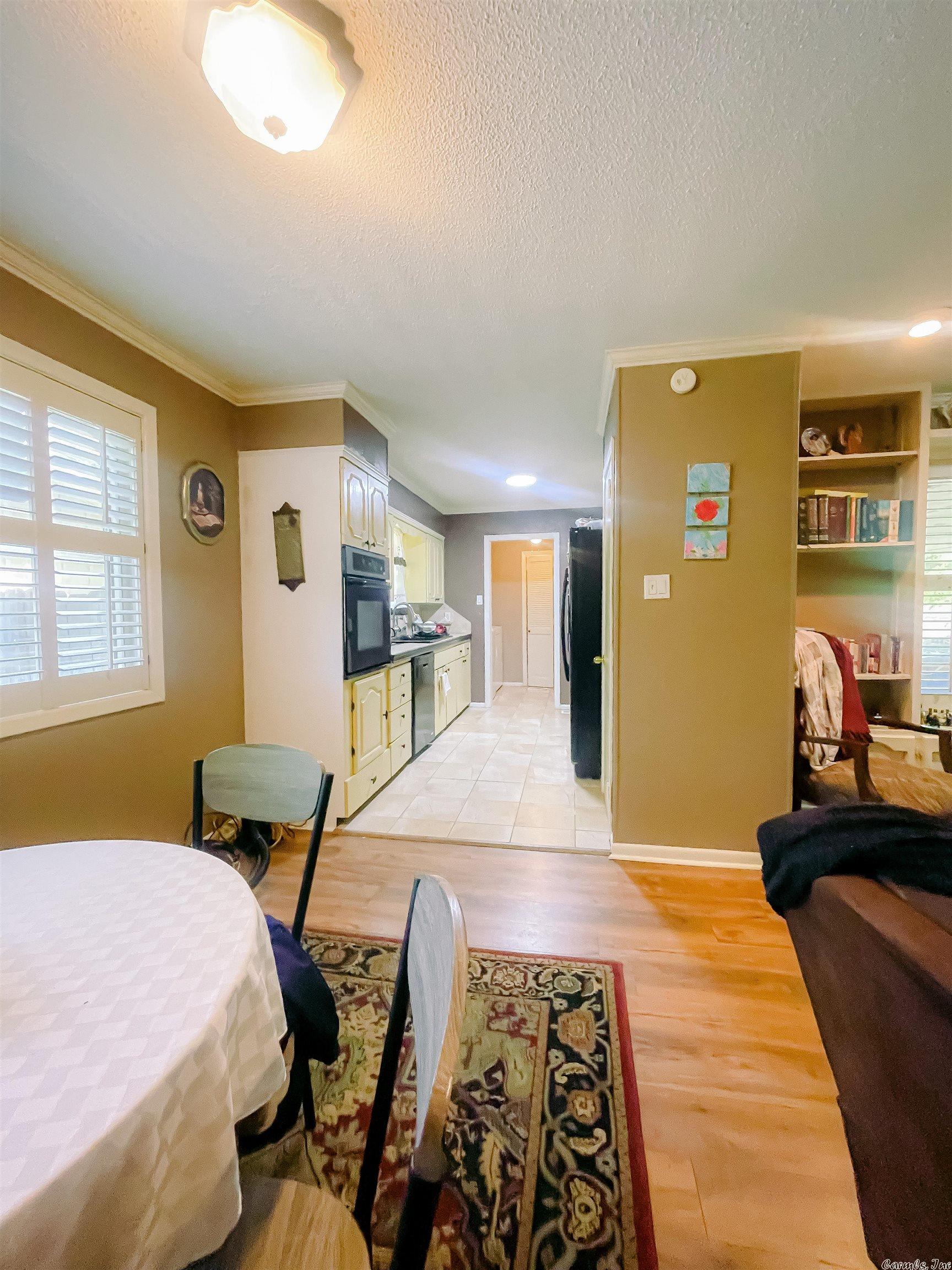 INDIAN HILLS - Residential