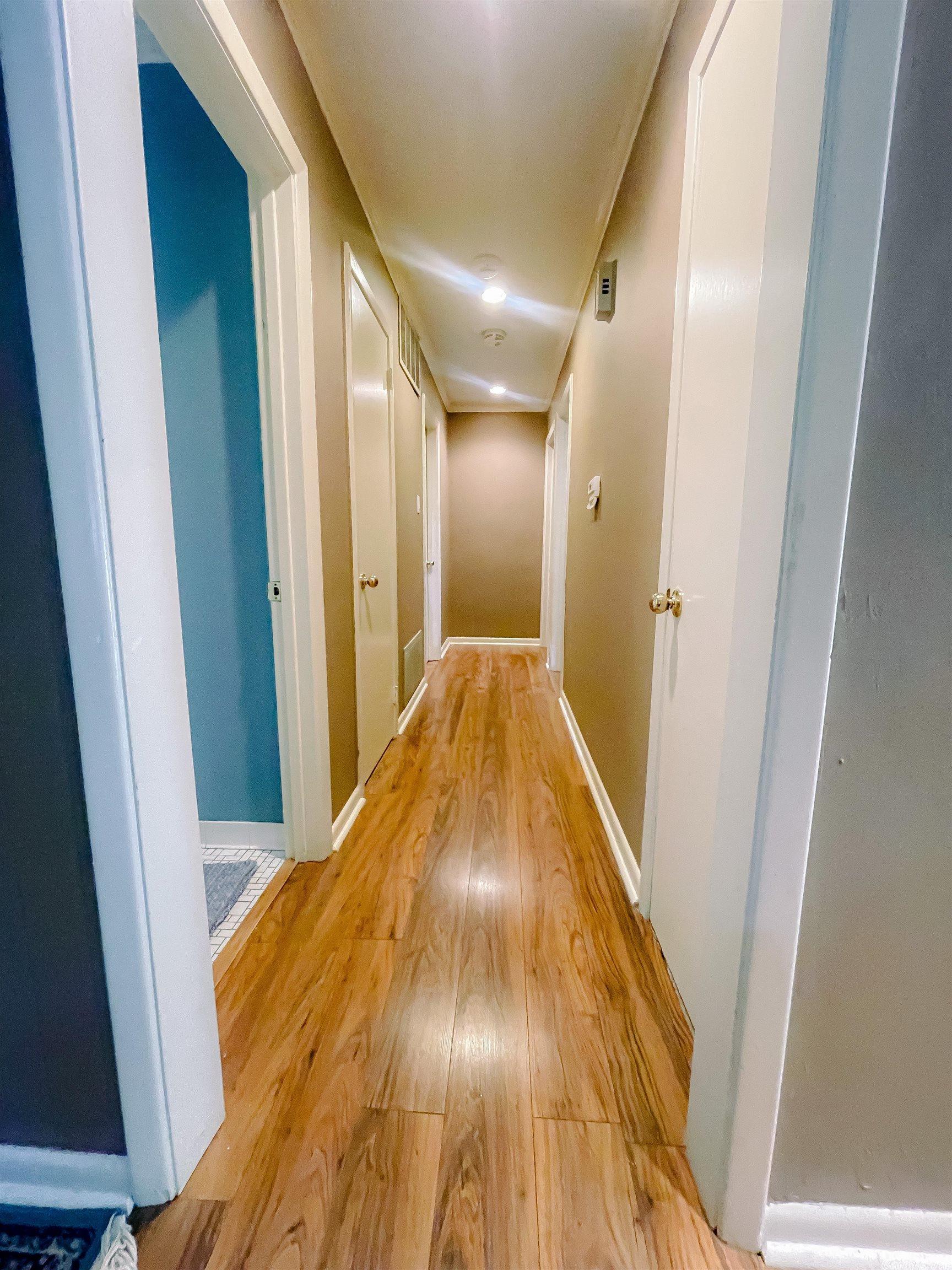 INDIAN HILLS - Residential