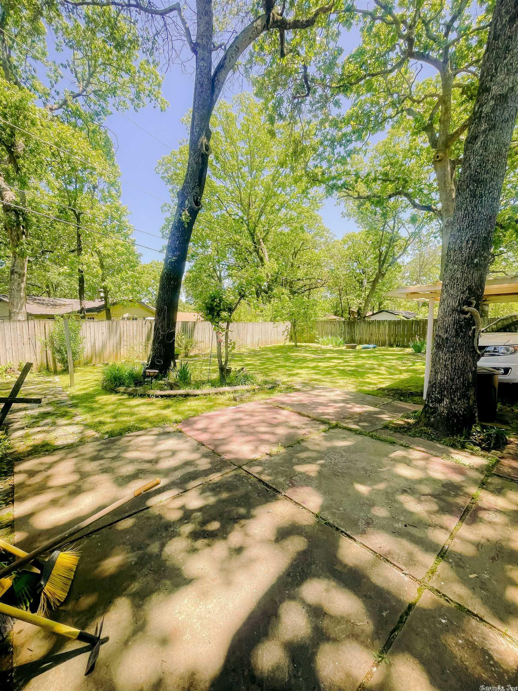 INDIAN HILLS - Residential