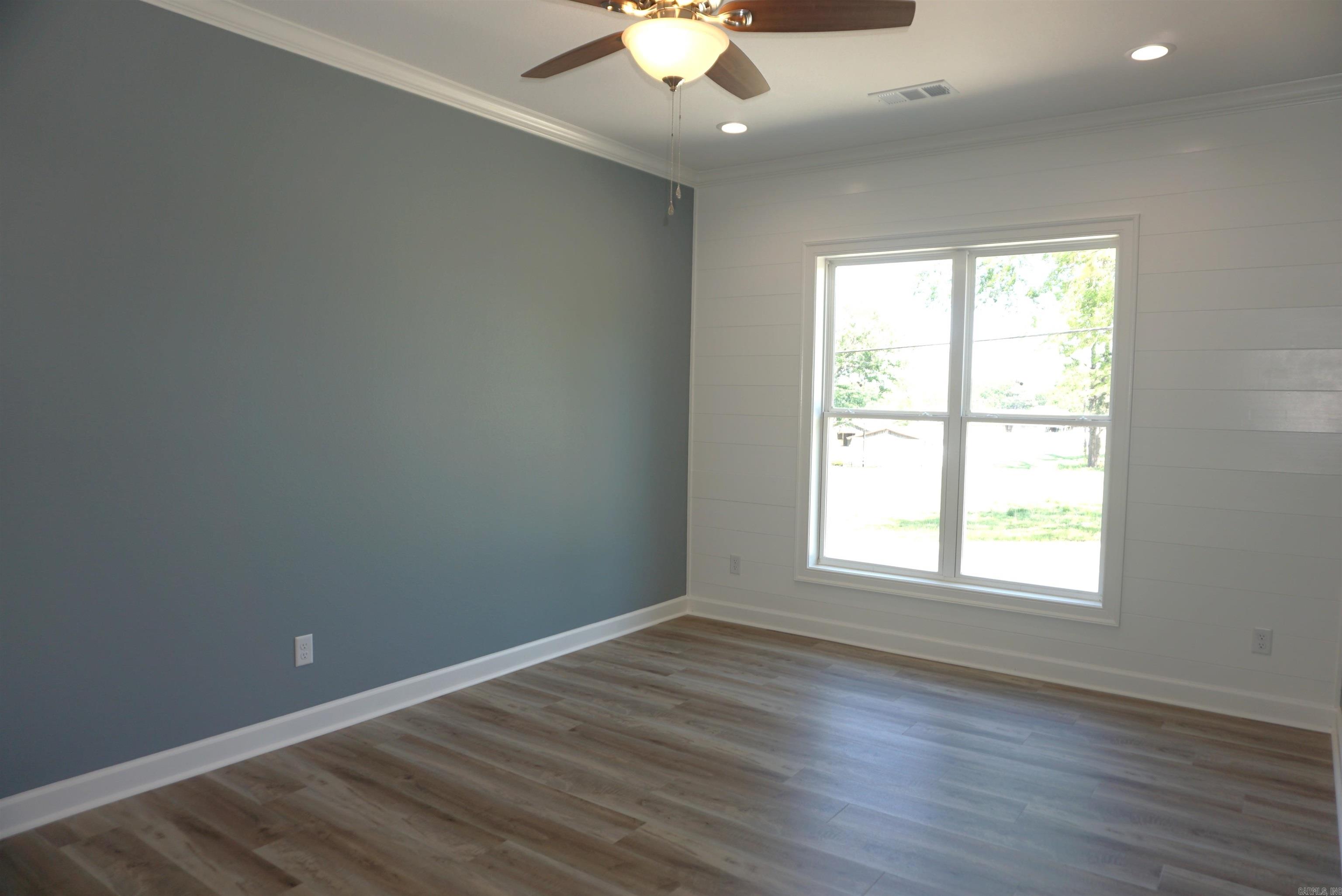 RIDGEWOOD S/D - Residential