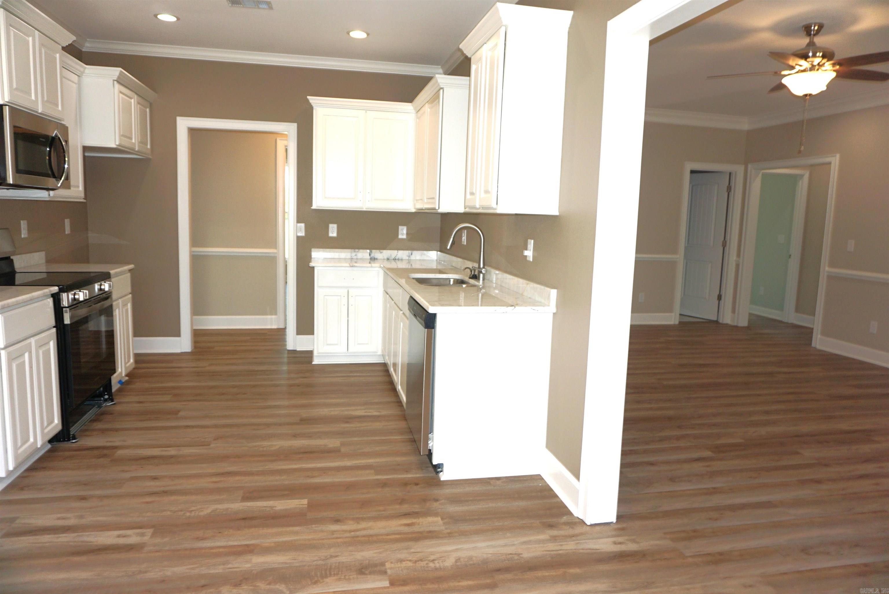 RIDGEWOOD S/D - Residential