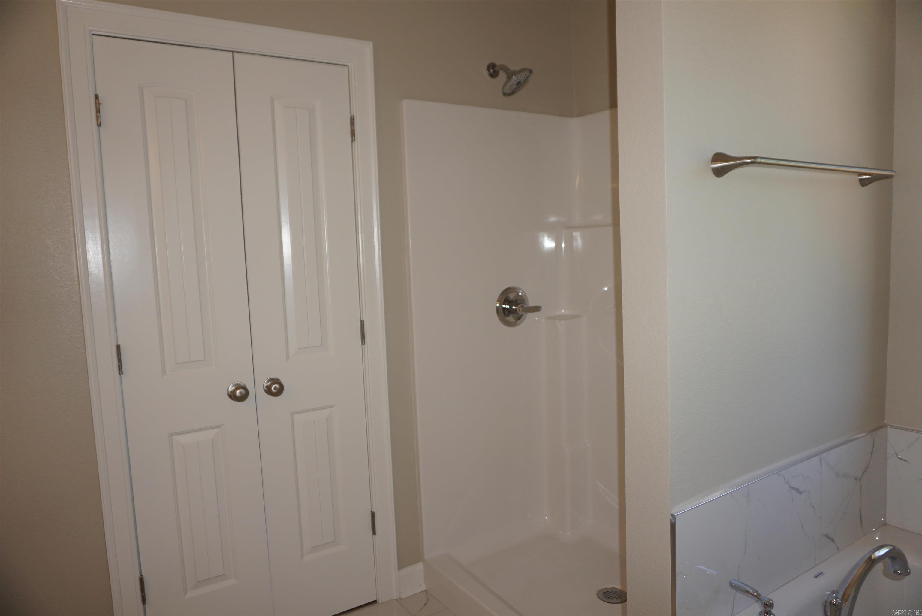 RIDGEWOOD S/D - Residential