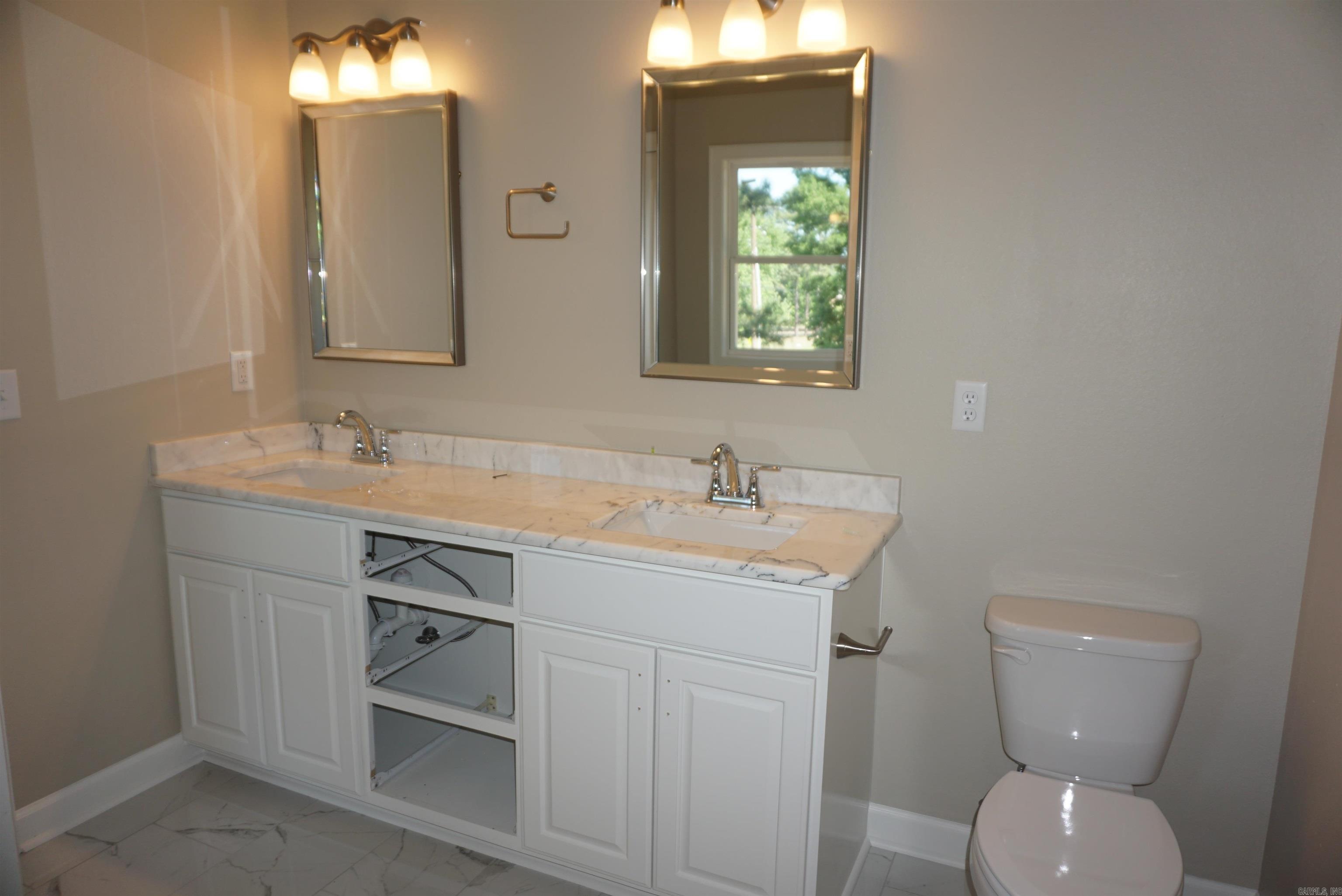 RIDGEWOOD S/D - Residential