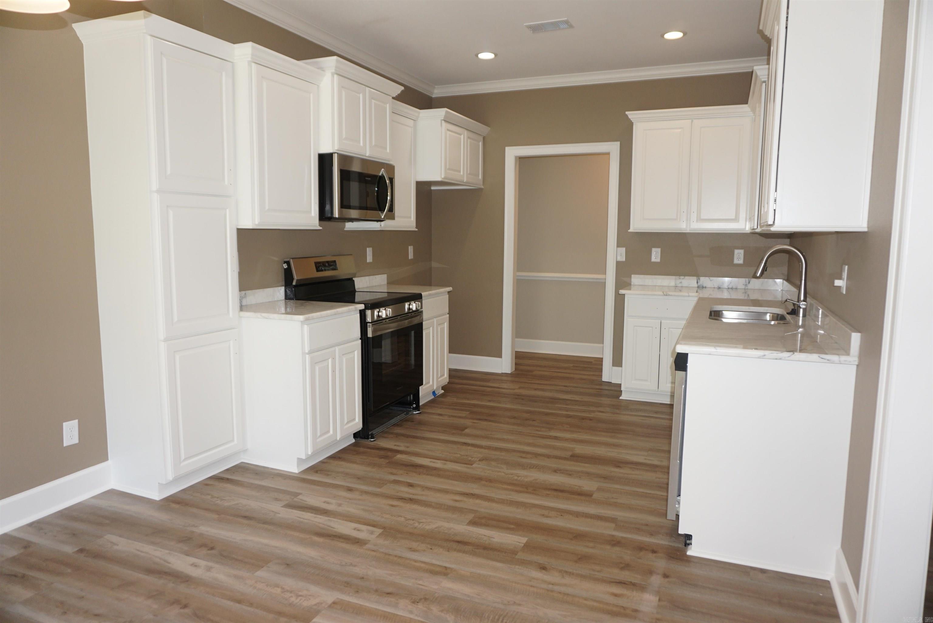 RIDGEWOOD S/D - Residential