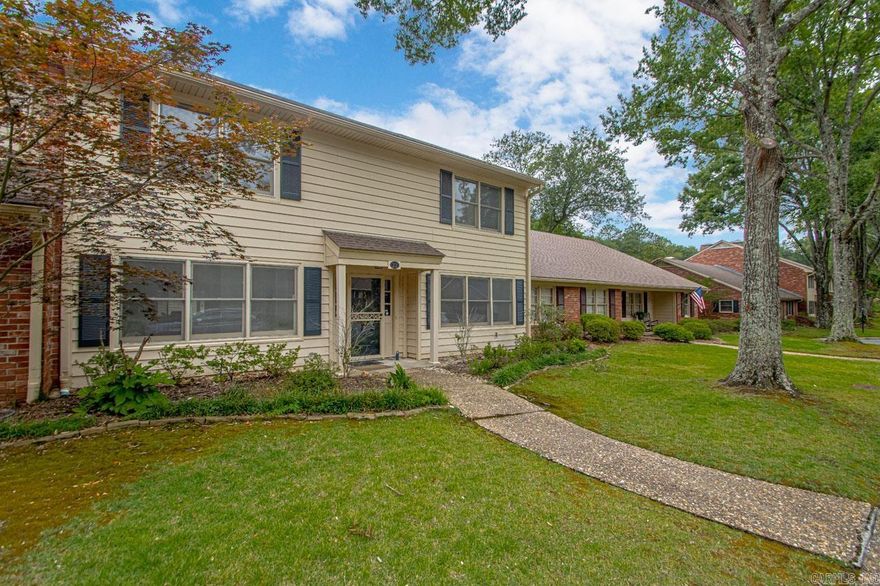 A rare find in Country Place HPR, the most sought after condos between Heights and Chenal Valley. Completely renovated with new hardwood floors, carpet, and tile throughout. Master suite downstairs as well as upstairs.