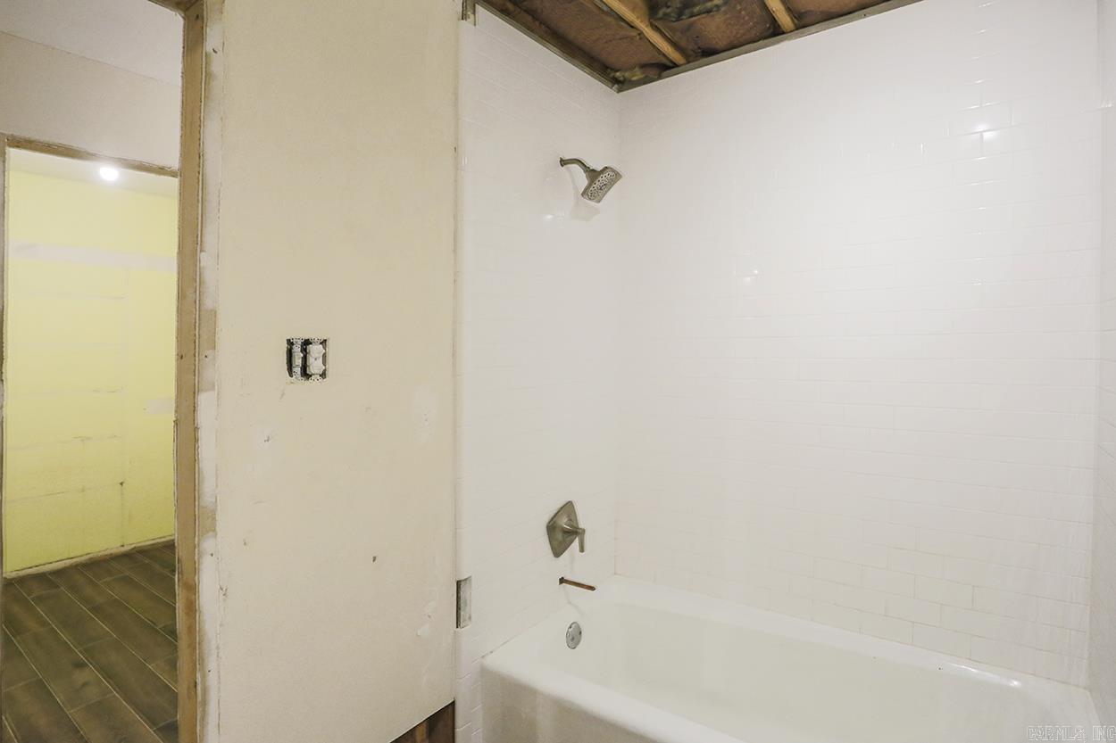 OTTER CREEK COMMUNITY - Residential