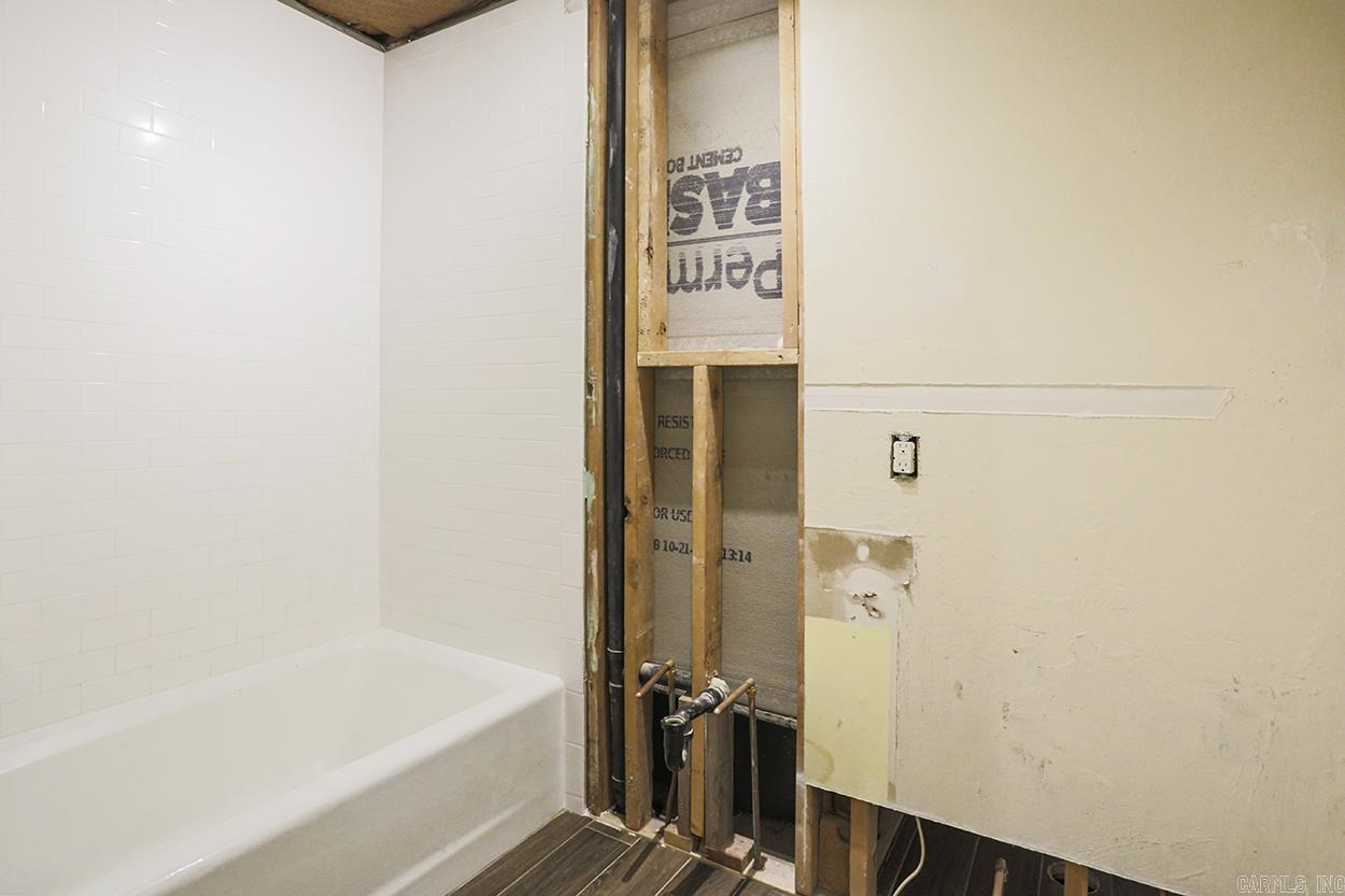 OTTER CREEK COMMUNITY - Residential