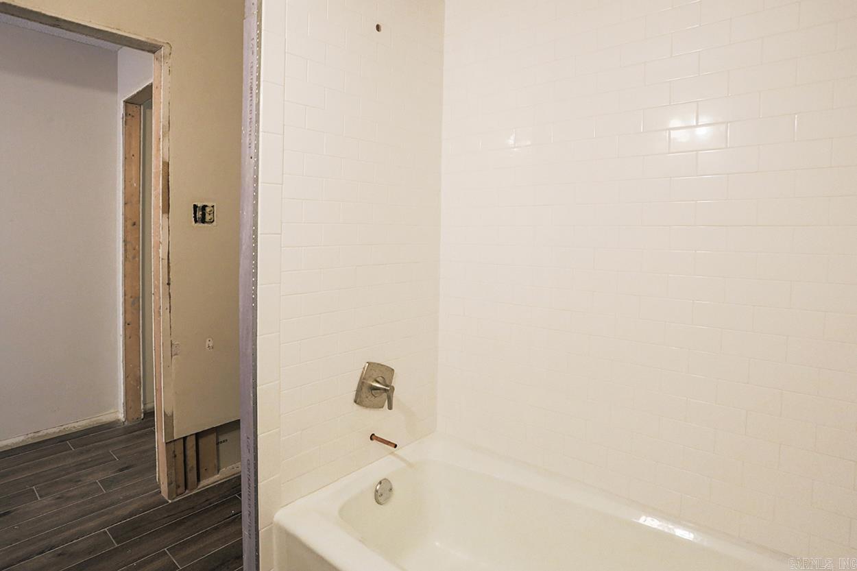 OTTER CREEK COMMUNITY - Residential