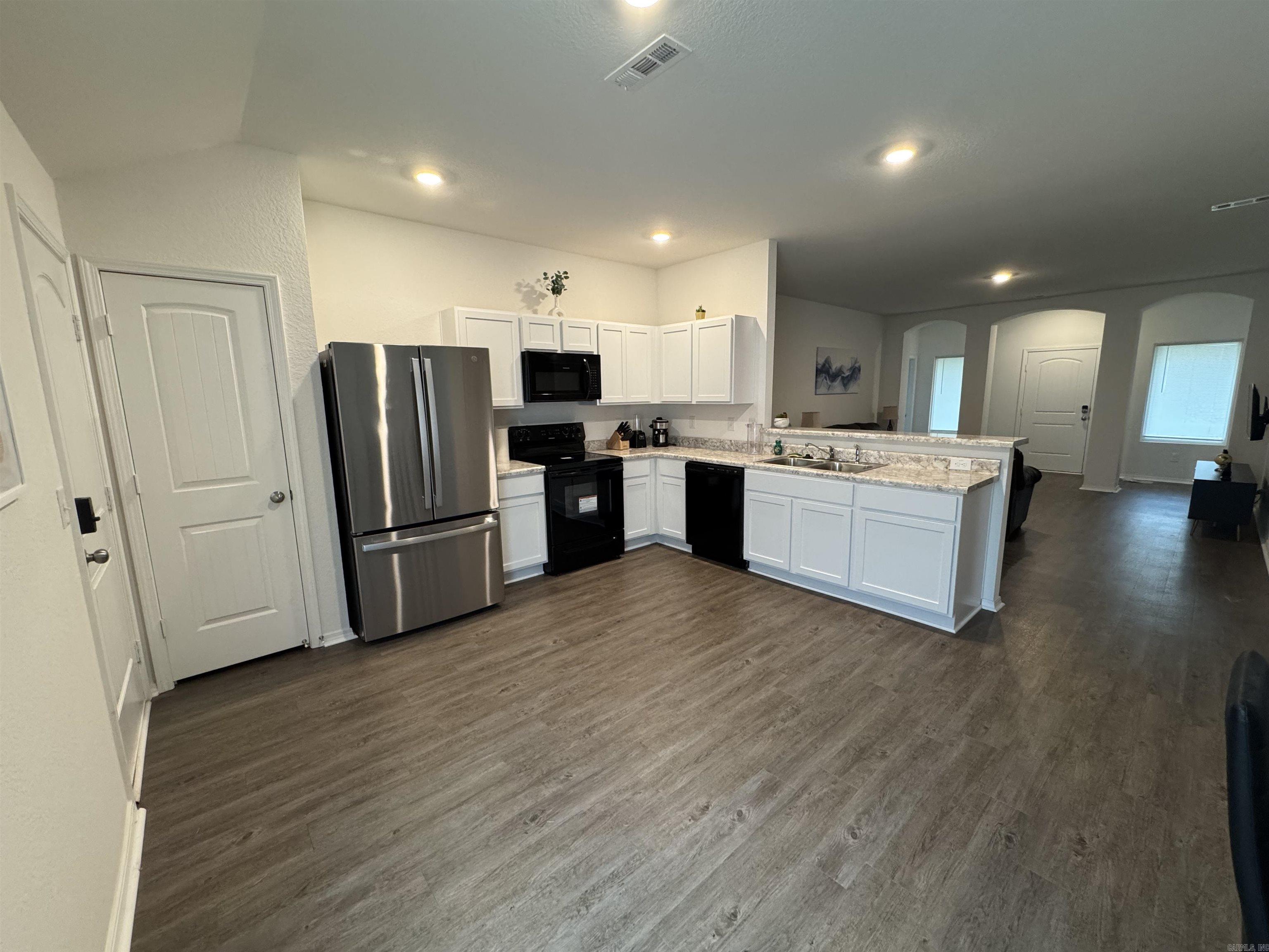 STAGECOACH MEADOWS - Residential Lease