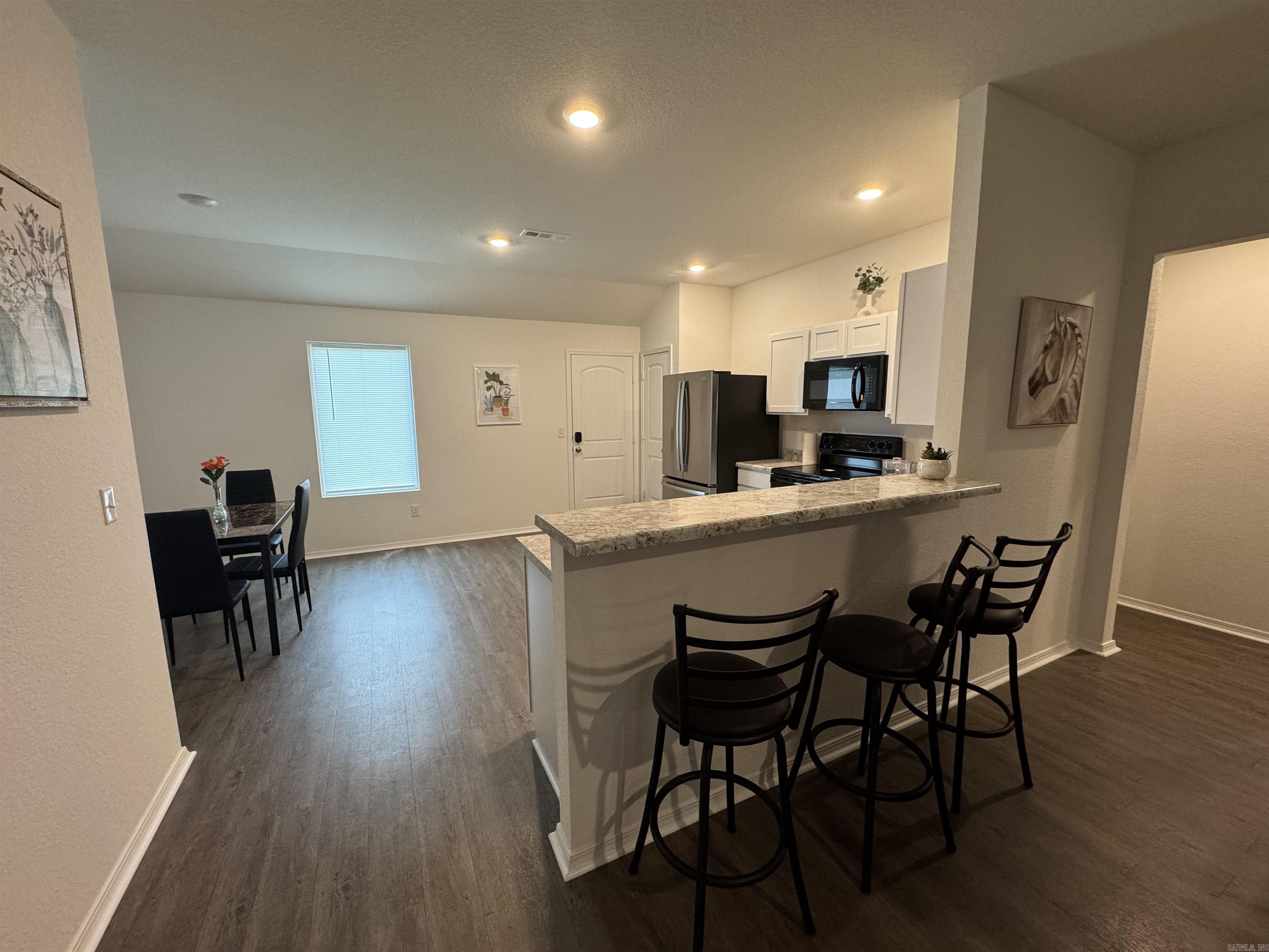 STAGECOACH MEADOWS - Residential Lease