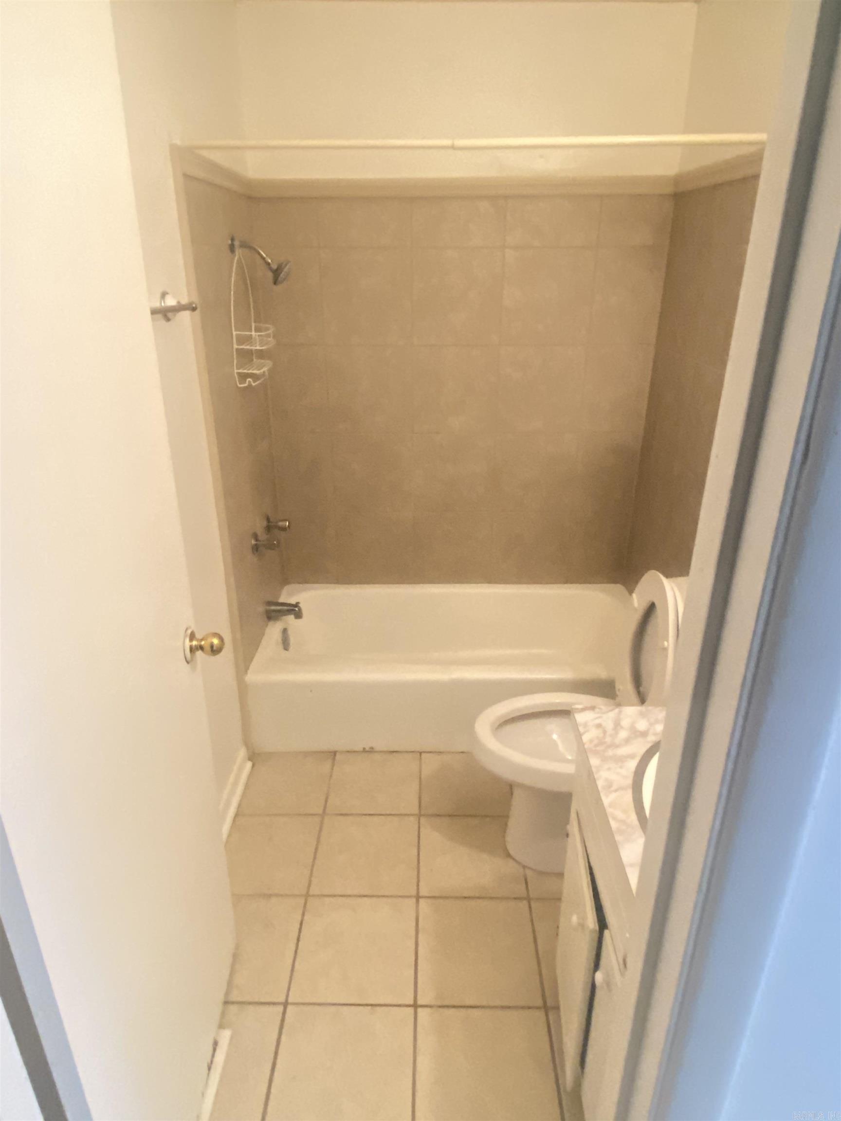 Royal Manor - Residential Income