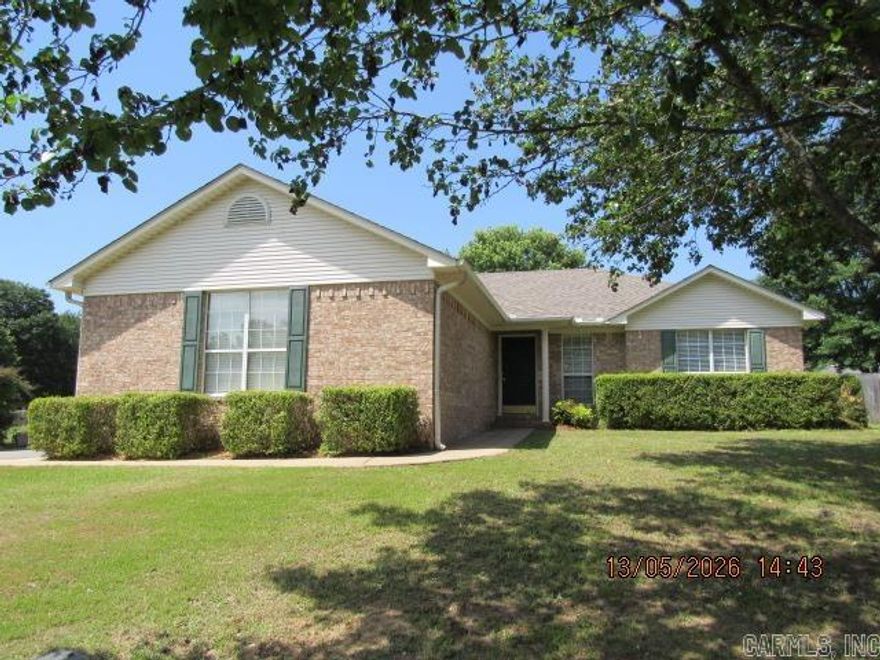 Well maintained 3-bedroom home in Victoria Park, large family room with wood floors and box ceiling, large kitchen with all kitchen appliances including refrigerator, freshly painted interior, separate laundry room with laundry hook-ups, large primary bedroom with walk-in closet, fully fenced yard, 2-inch blinds throughout, corner lot with 2 car side entry garage. Pets negotiable with a $300 nonrefundable pet fee. ***PLEASE NOTE WE DO NOT ADVERTISE ON CRAIGSLIST OR FACEBOOK MARKETPLACE. ANY LISTING OF OURS SEEN IS A SCAM!!!***