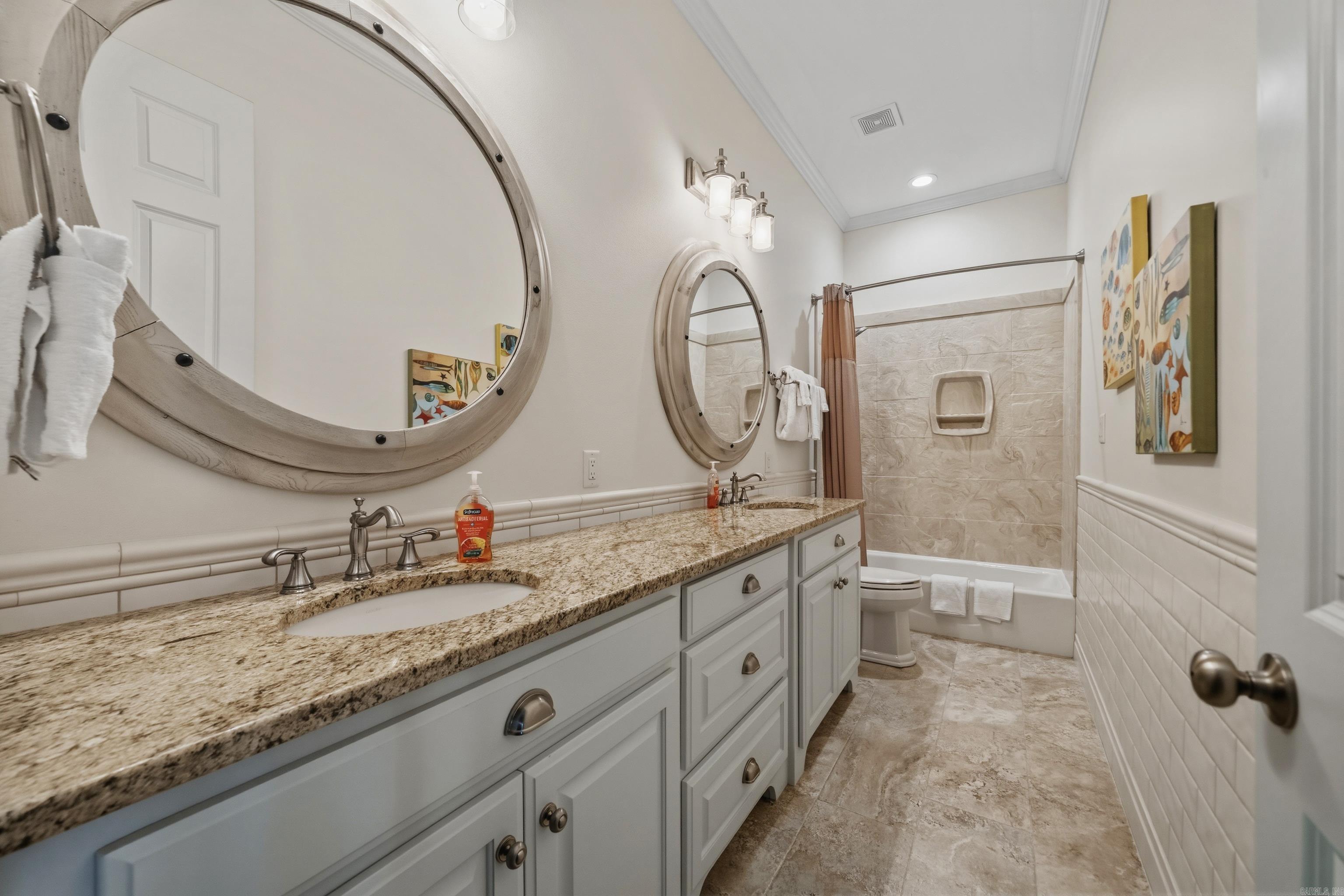 LONG POINT - Residential