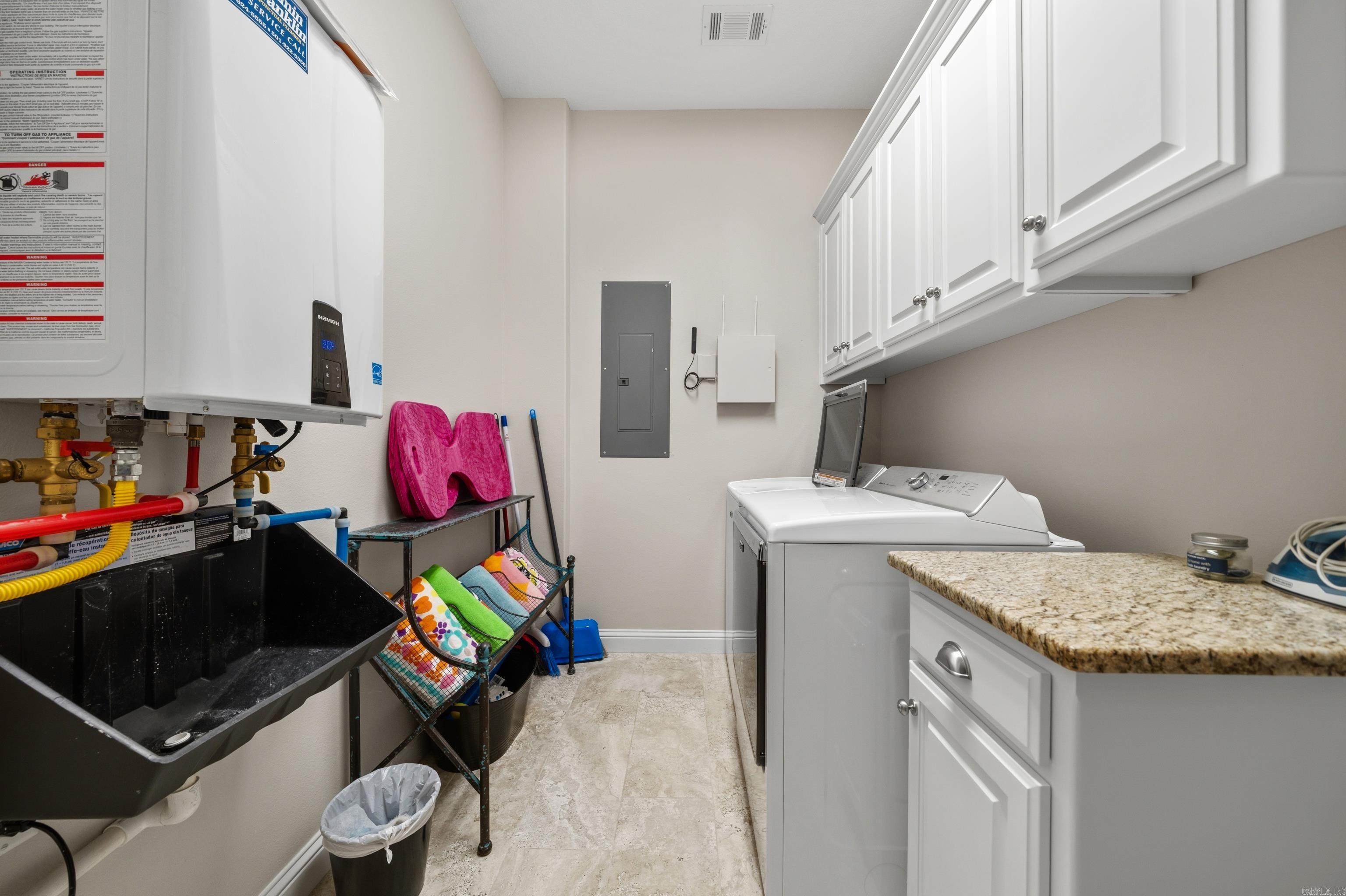 LONG POINT - Residential