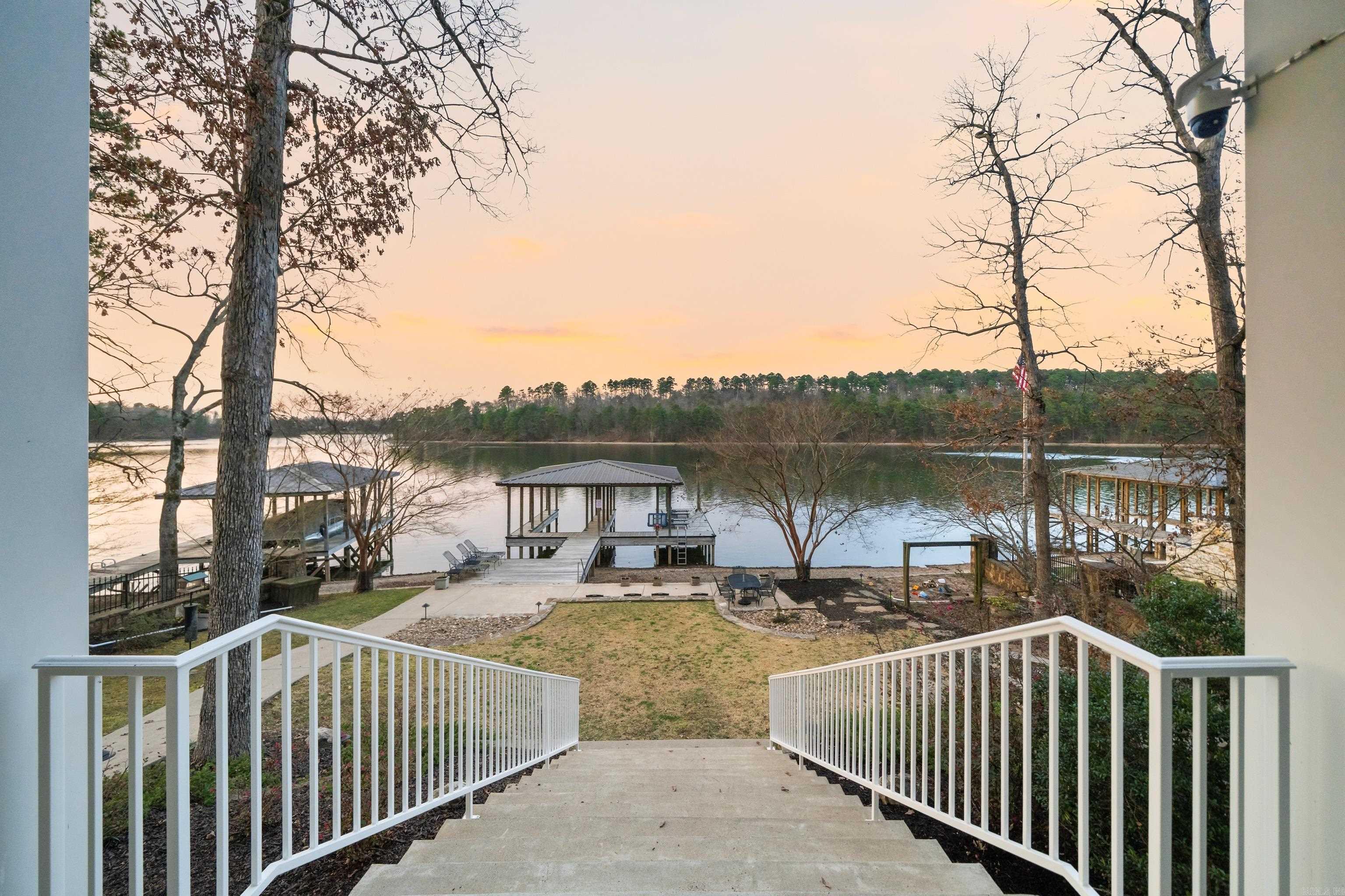 LONG POINT - Residential