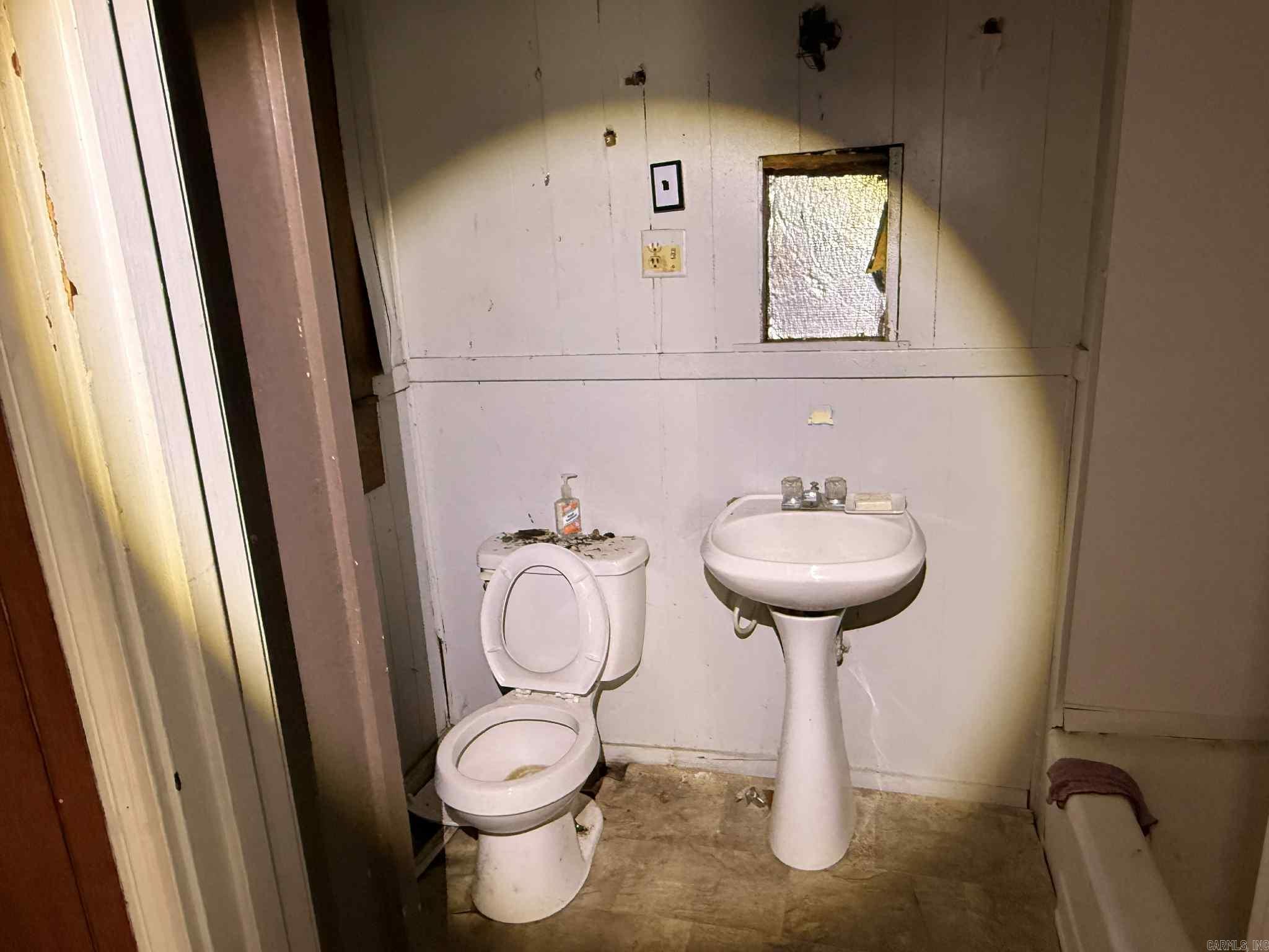 AUSTIN & TAYLOR ADDITION - Residential