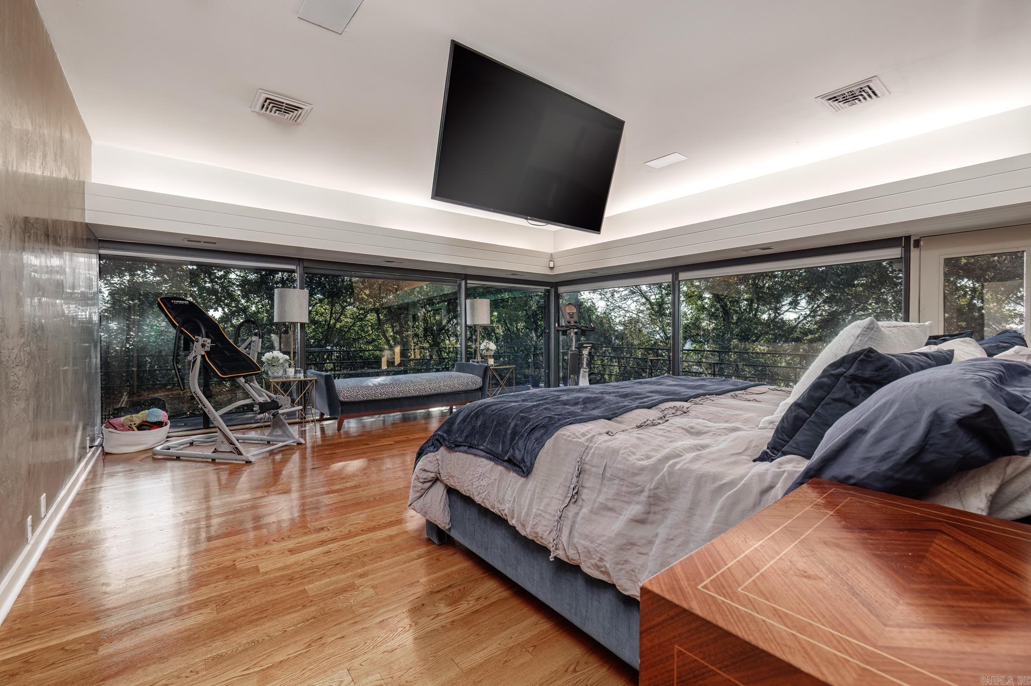 RIVERVIEW POINT - Residential