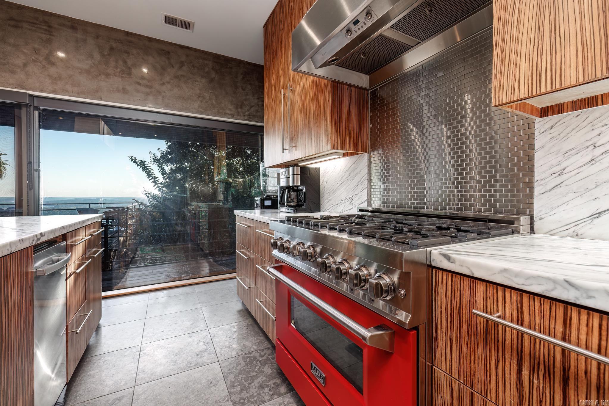 RIVERVIEW POINT - Residential