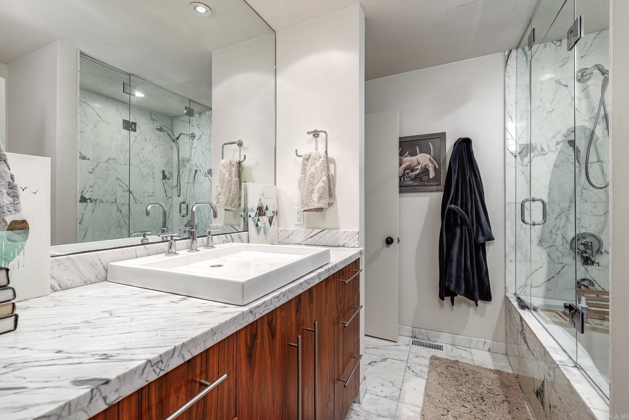 RIVERVIEW POINT - Residential