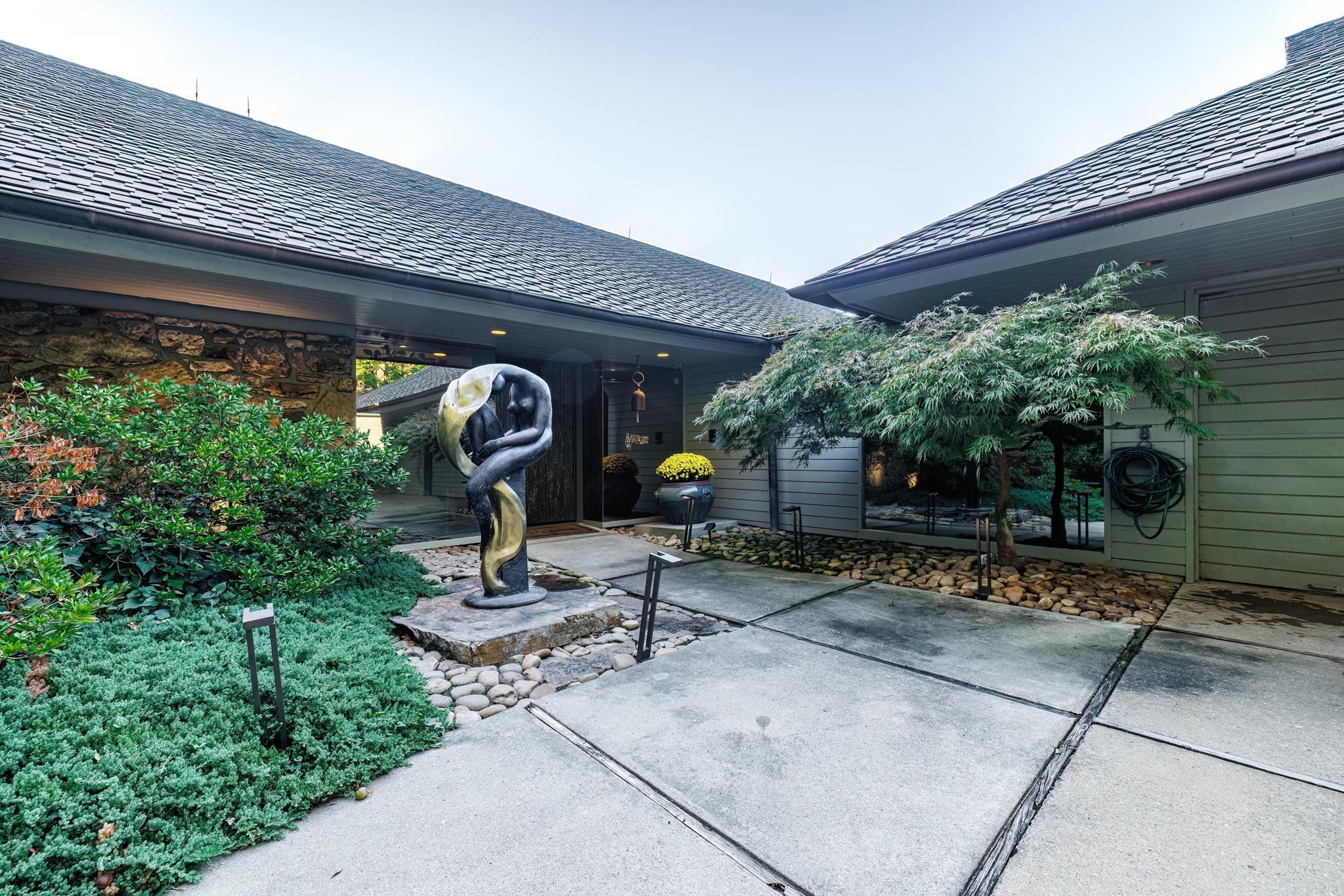 RIVERVIEW POINT - Residential