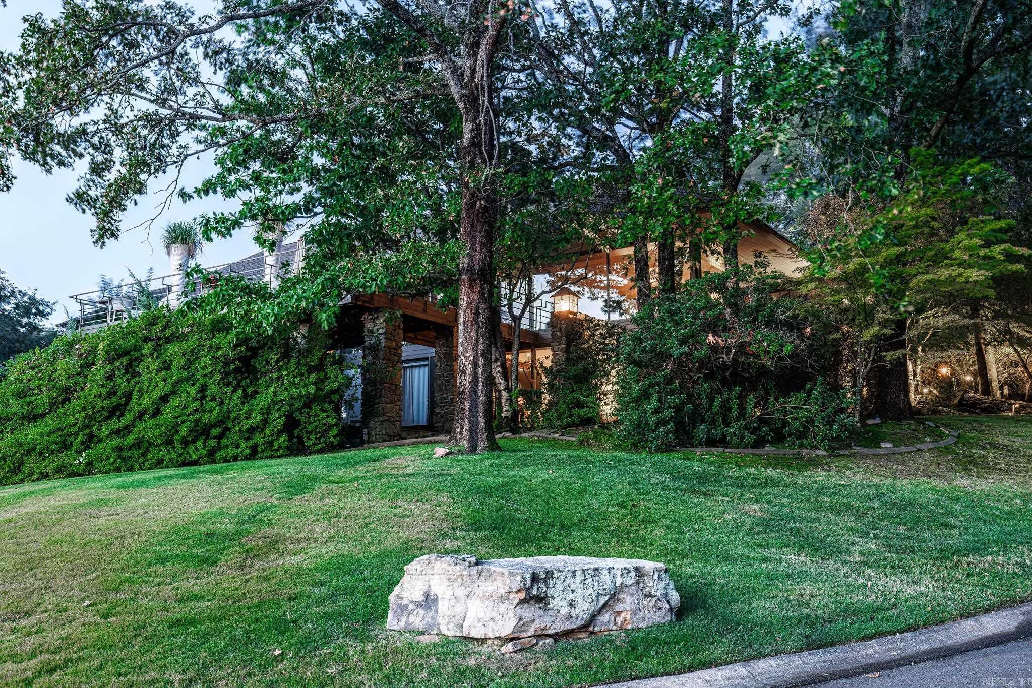 RIVERVIEW POINT - Residential