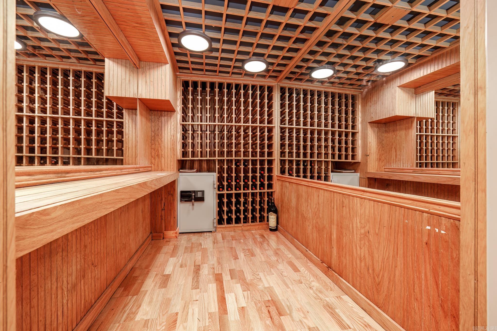 RIVERVIEW POINT - Residential