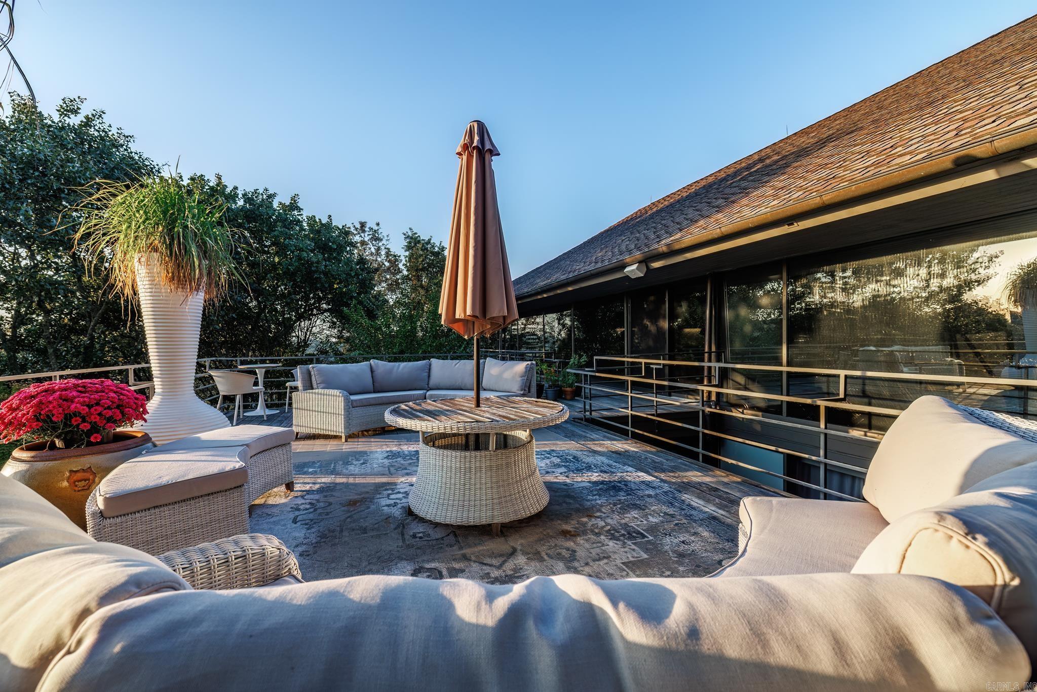 RIVERVIEW POINT - Residential