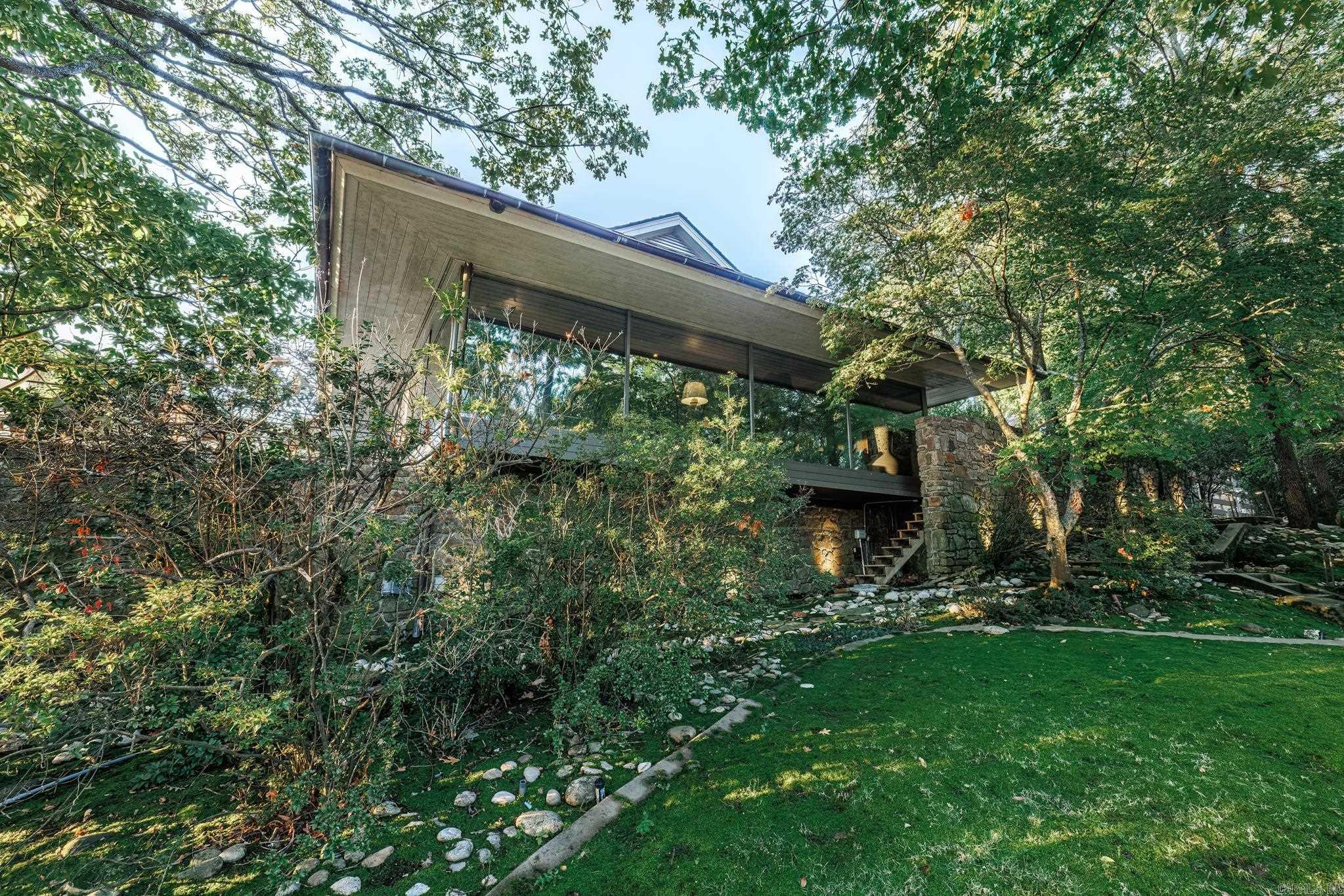 RIVERVIEW POINT - Residential