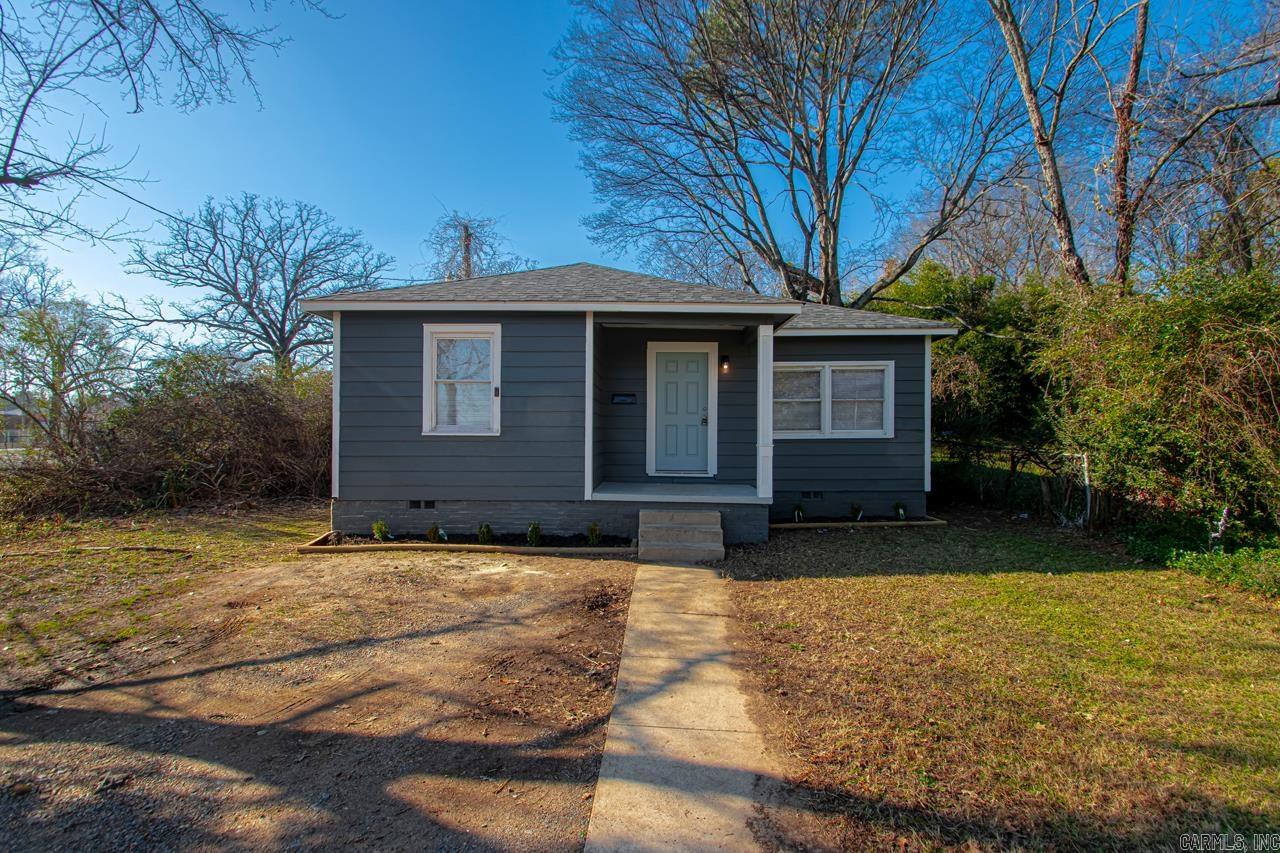 Charming updated bungalow tucked on a quiet street close to UALR, shopping and dining. Features a new roof, new HVAC, interior and exterior paint, LVP flooring, new kitchen quartz counter tops and new bathroom. must see!