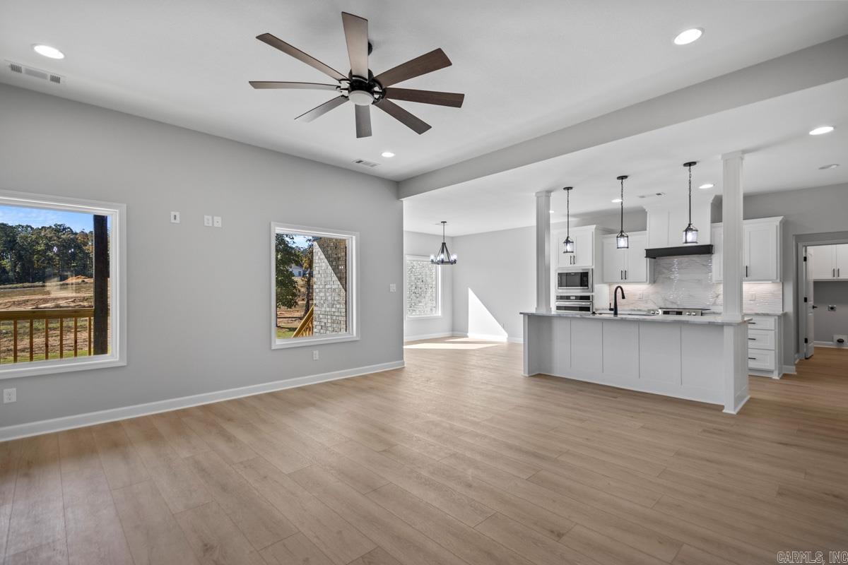 WINCHESTER ESTATES - Residential