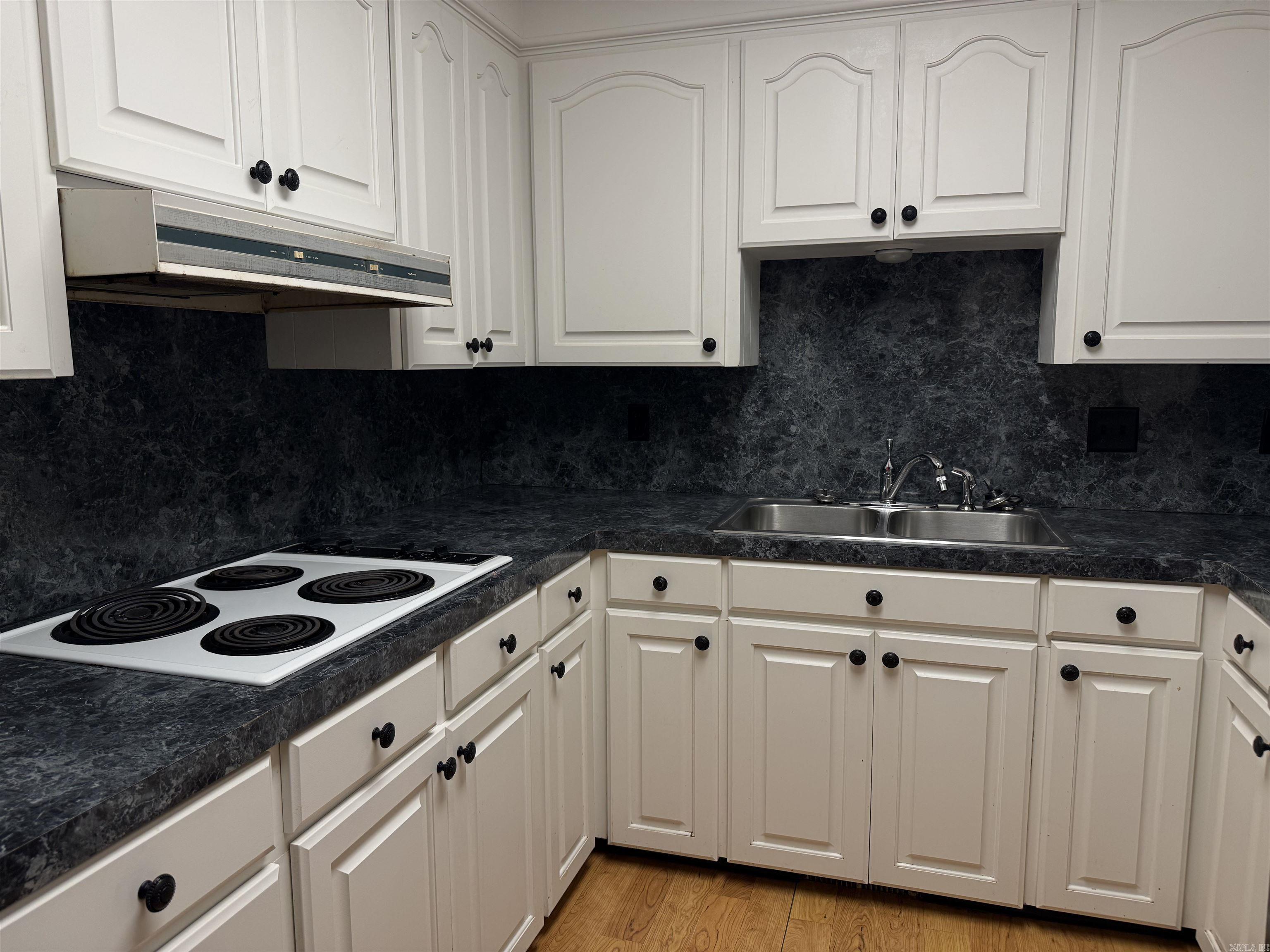 Leawood - Residential