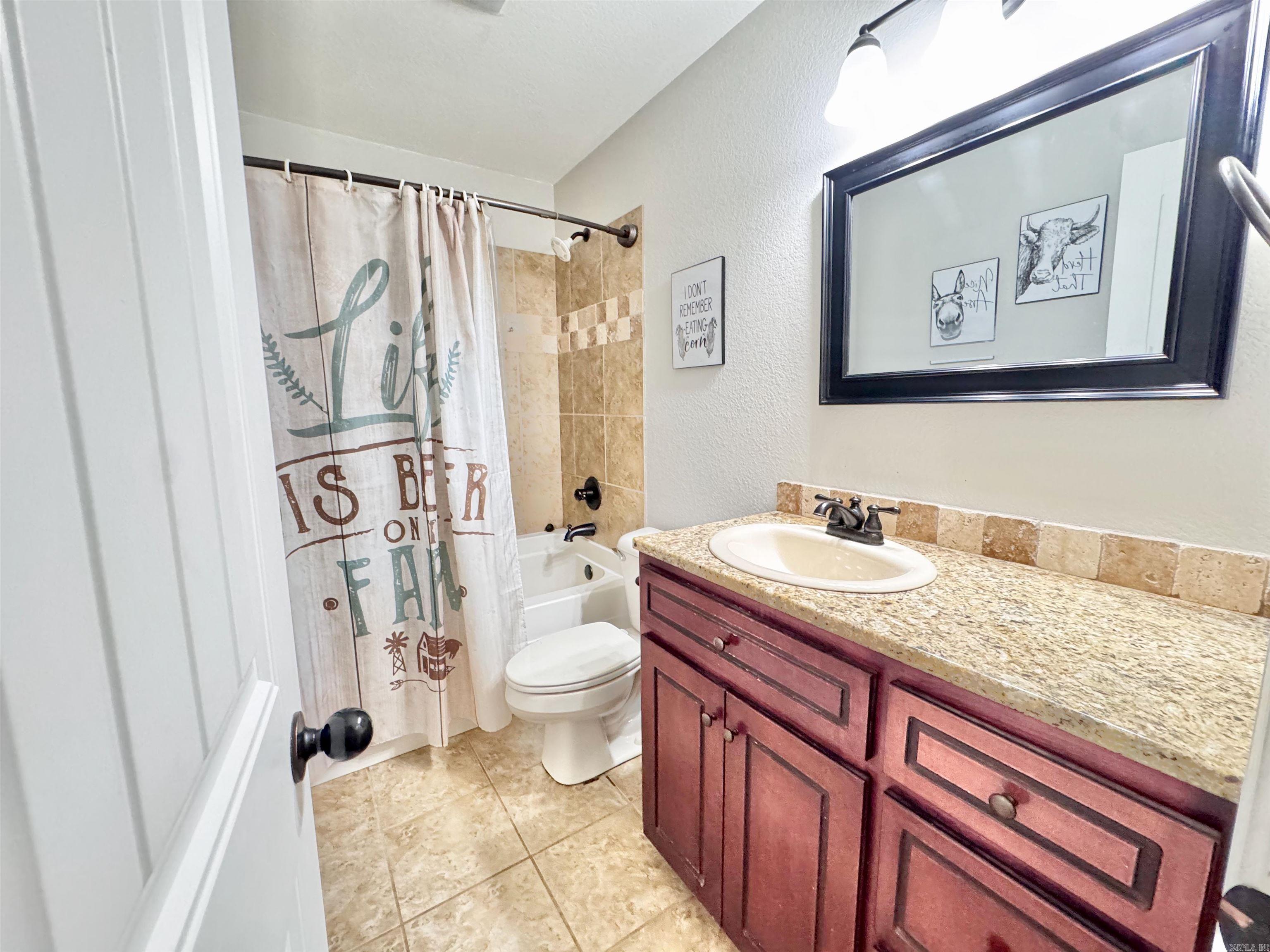 BRYSON ESTATES - Residential