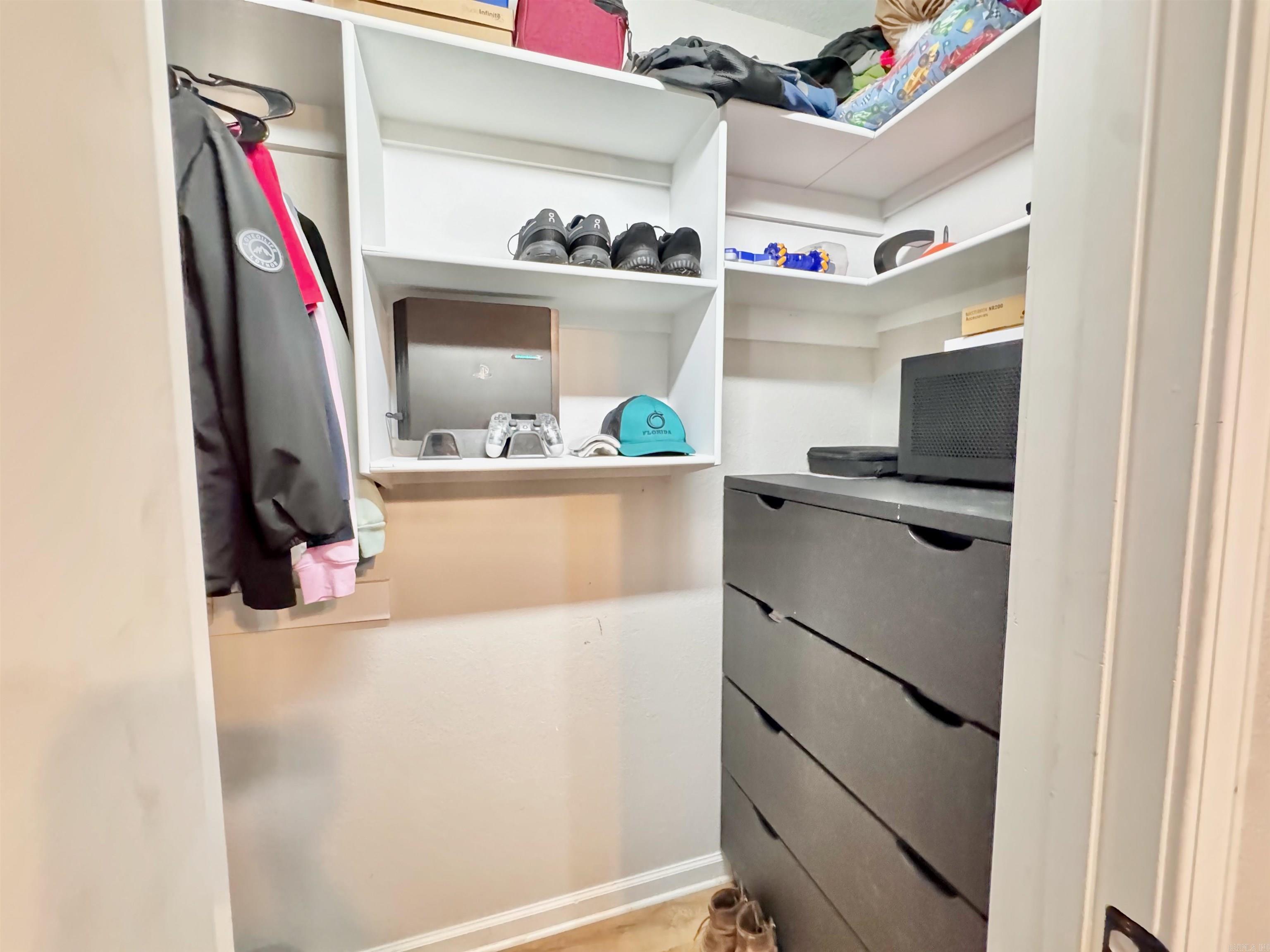 BRYSON ESTATES - Residential