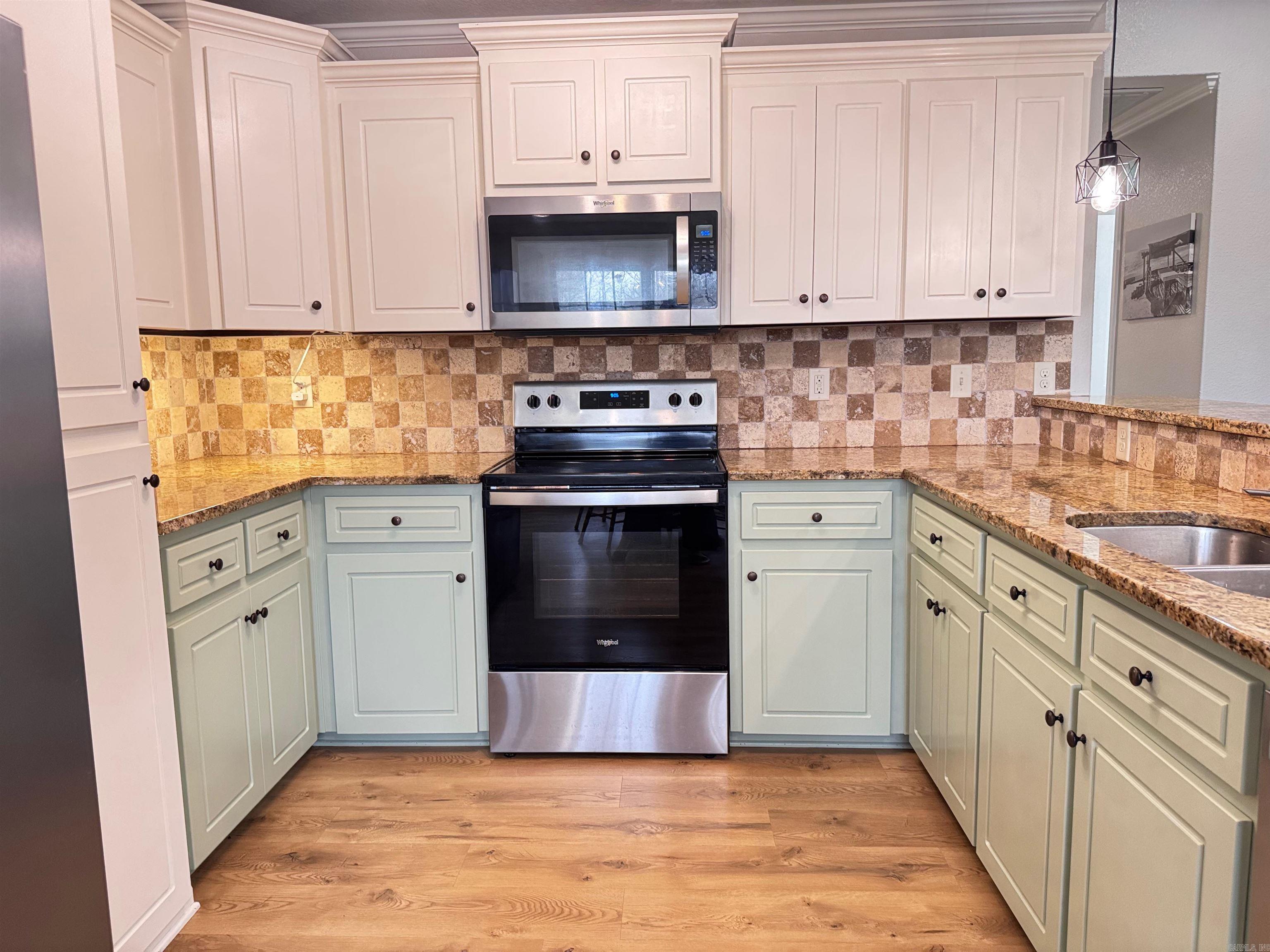 BRYSON ESTATES - Residential