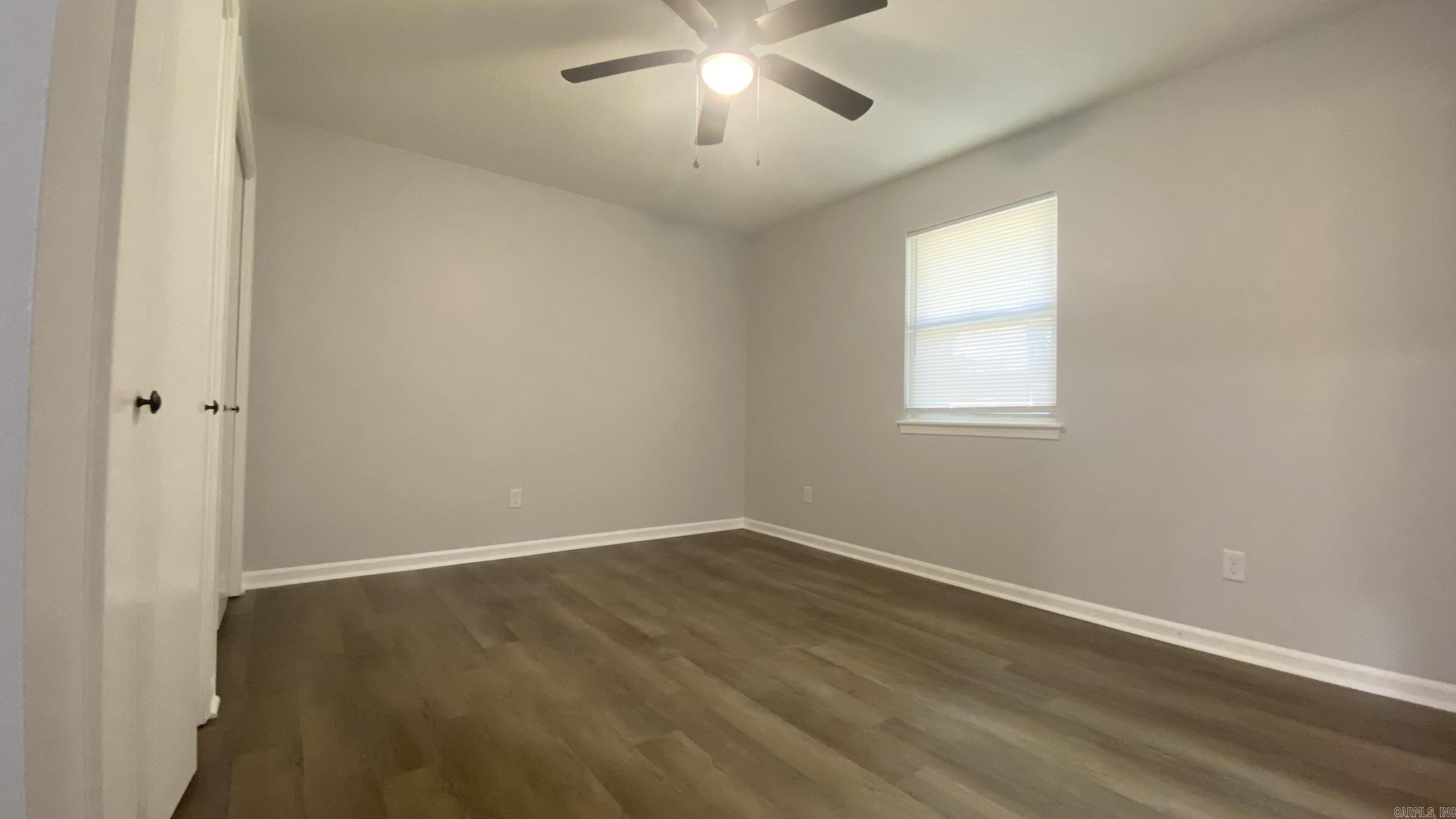 OAK MEADOWS - Residential