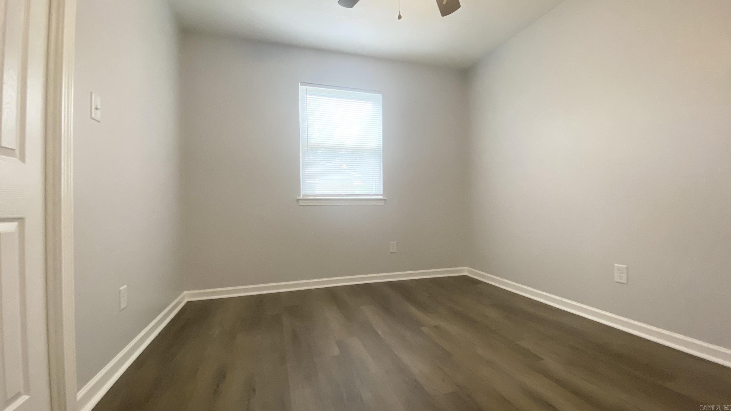 OAK MEADOWS - Residential