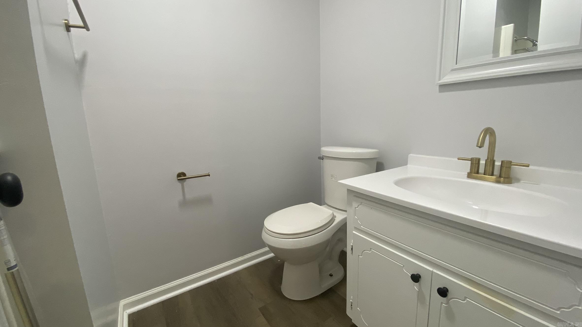 OAK MEADOWS - Residential