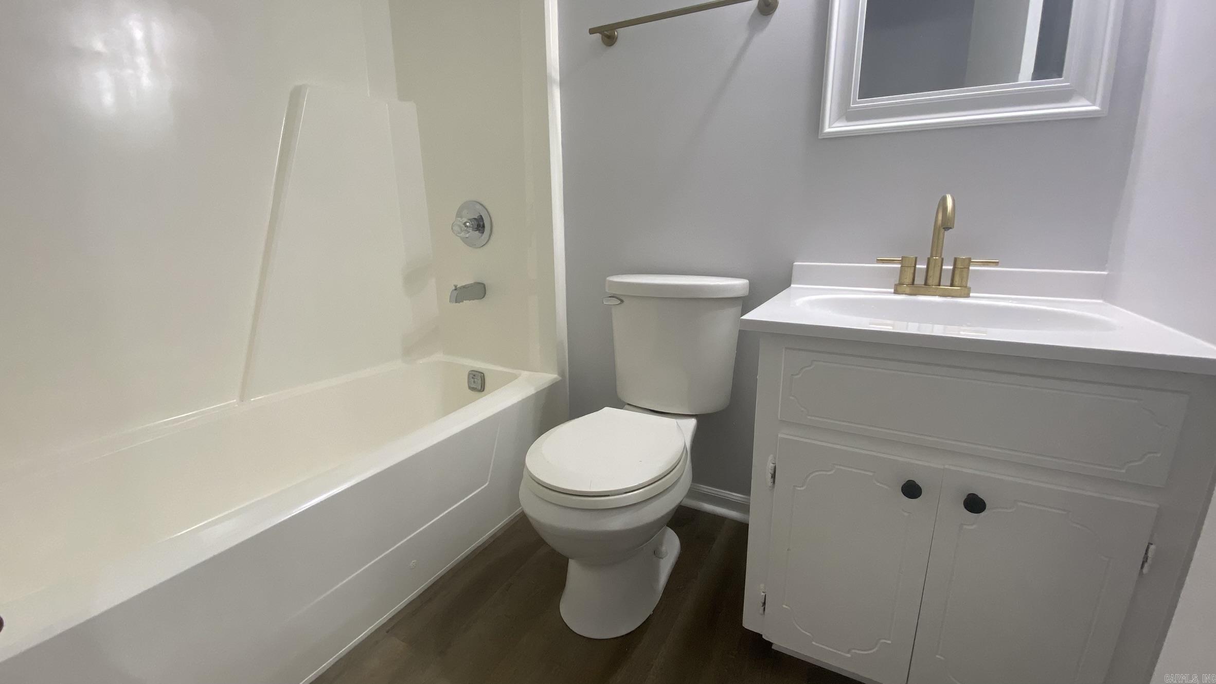 OAK MEADOWS - Residential