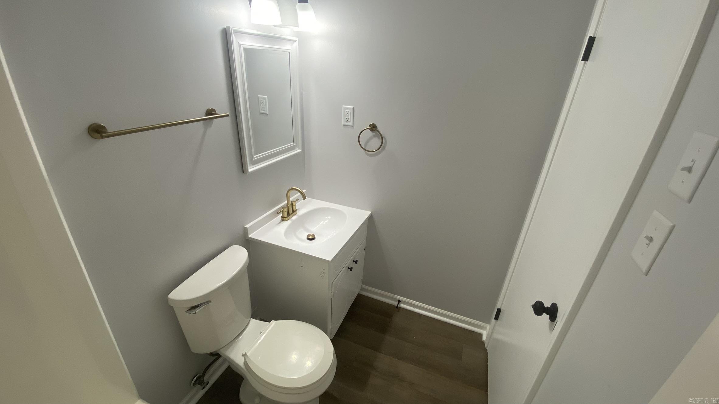 OAK MEADOWS - Residential