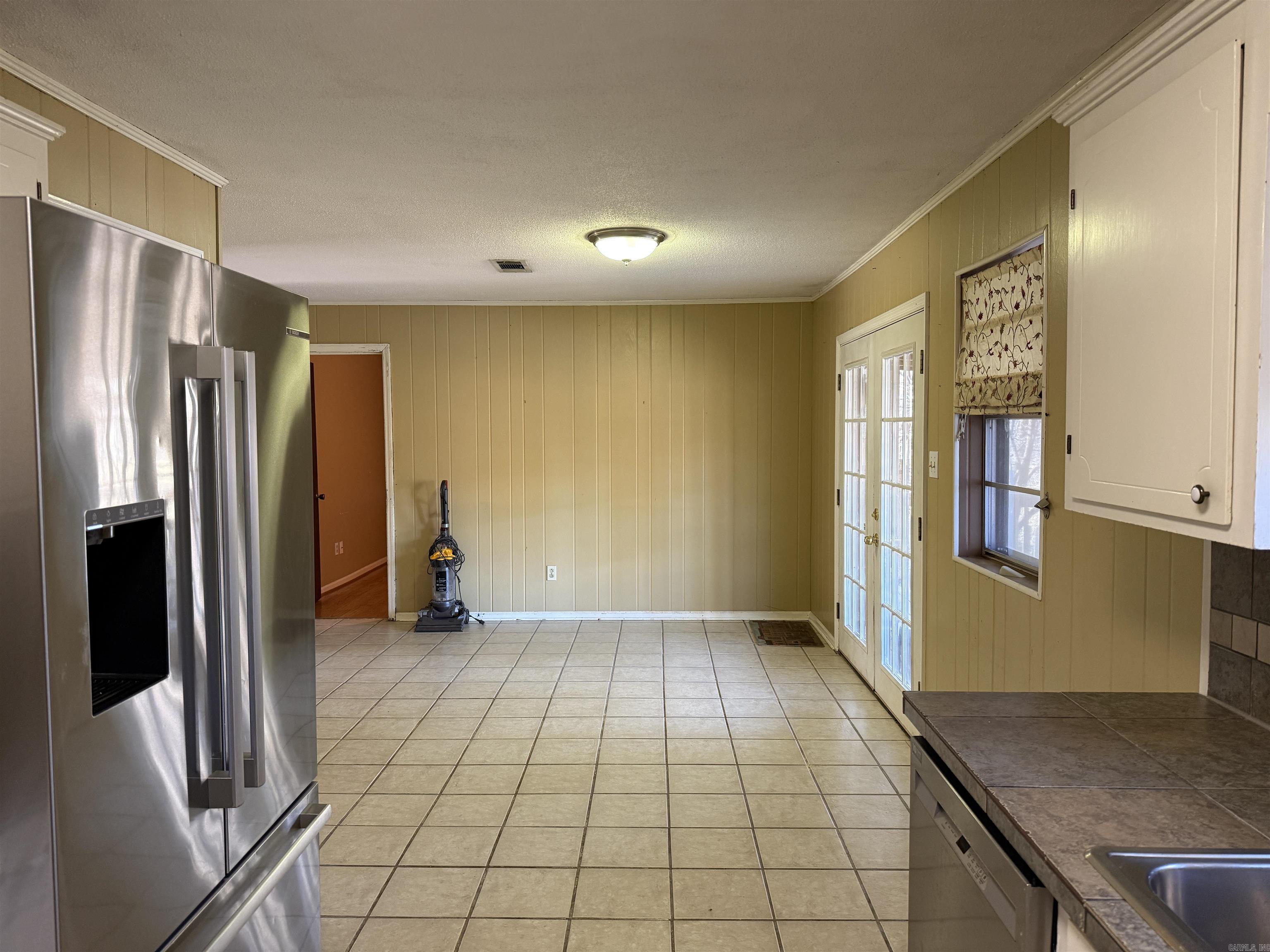 TWIN LAKES PLANNED - Residential