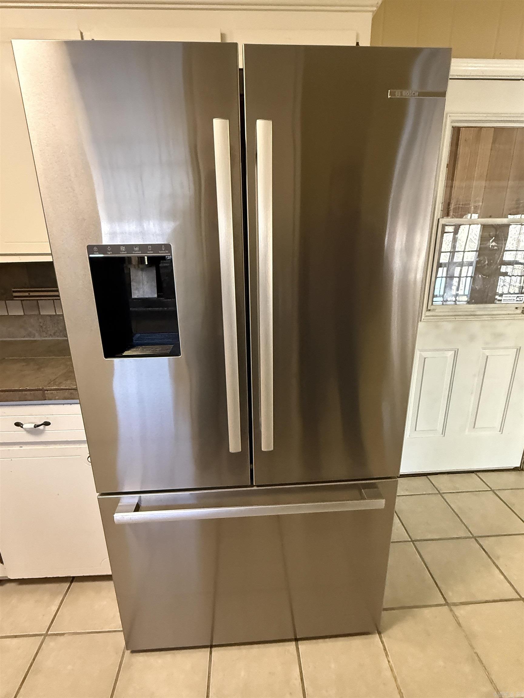 TWIN LAKES PLANNED - Residential