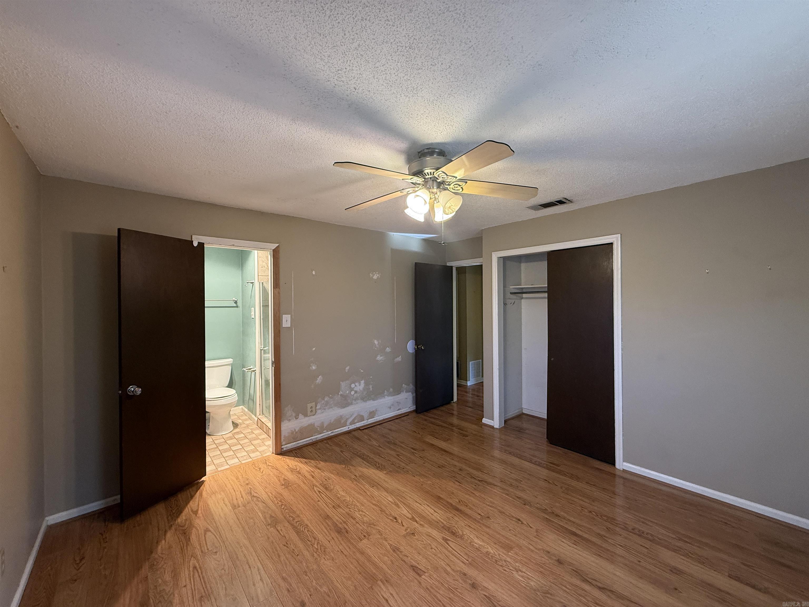 TWIN LAKES PLANNED - Residential