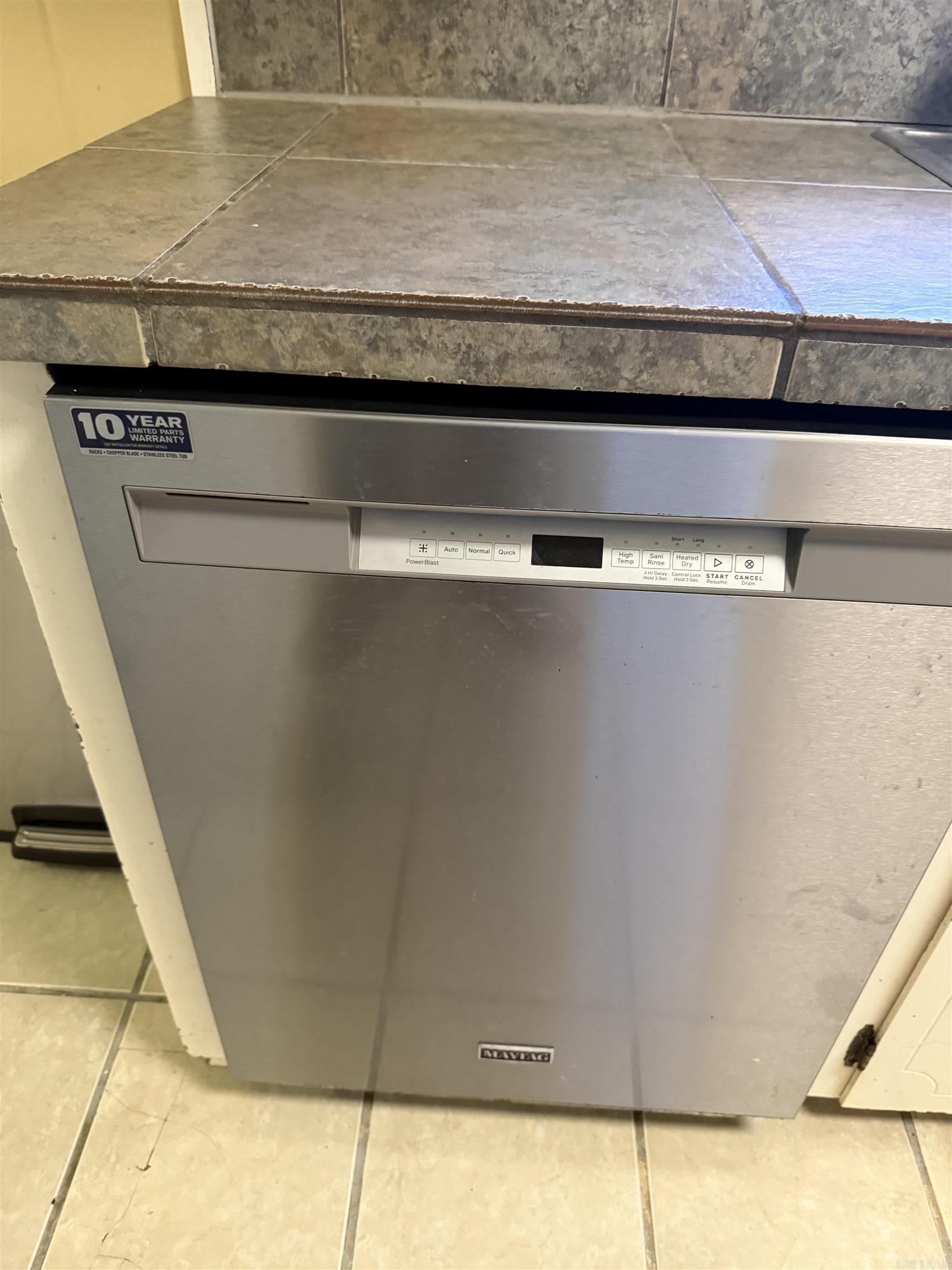 TWIN LAKES PLANNED - Residential