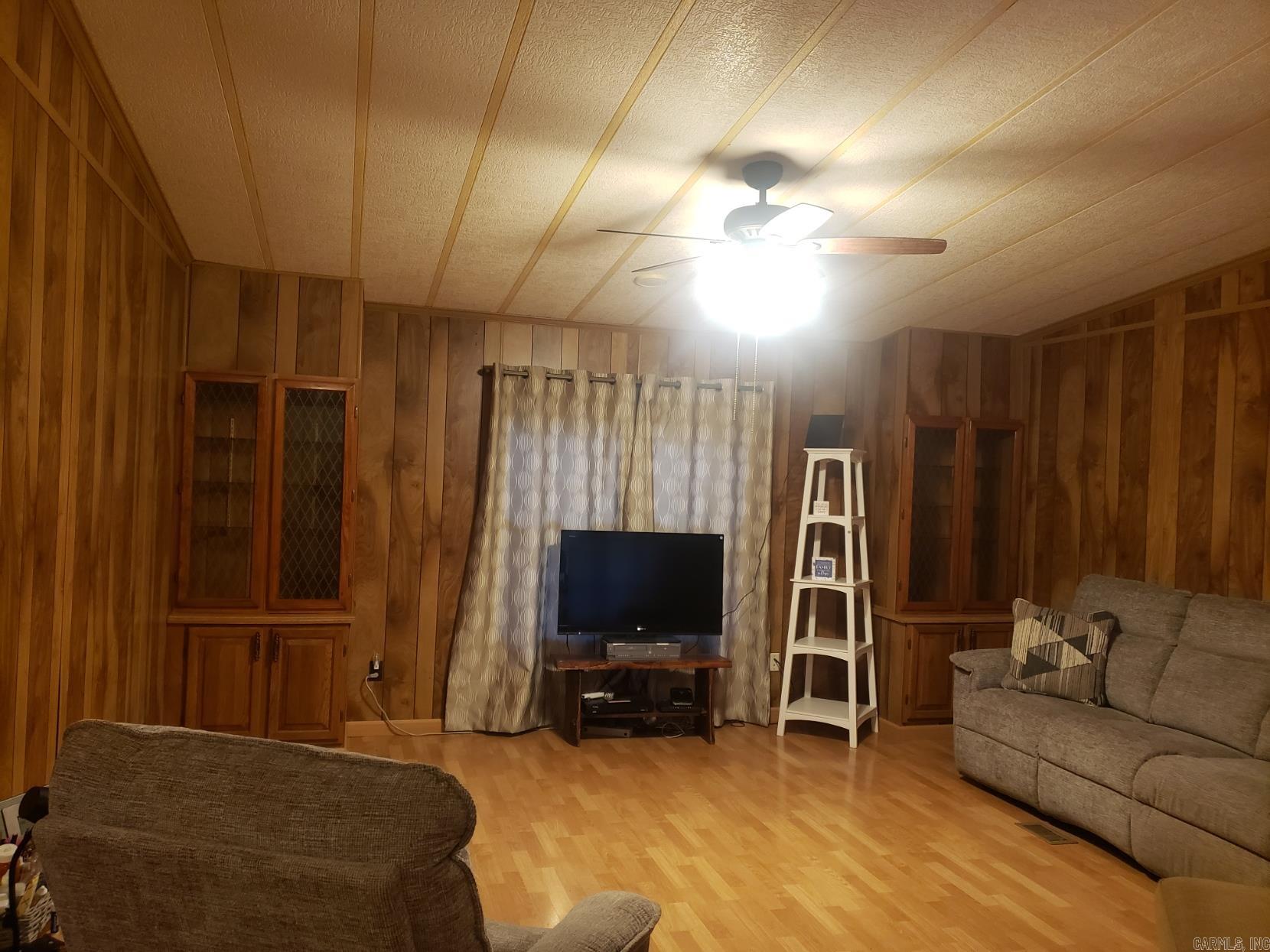 Saline - Residential