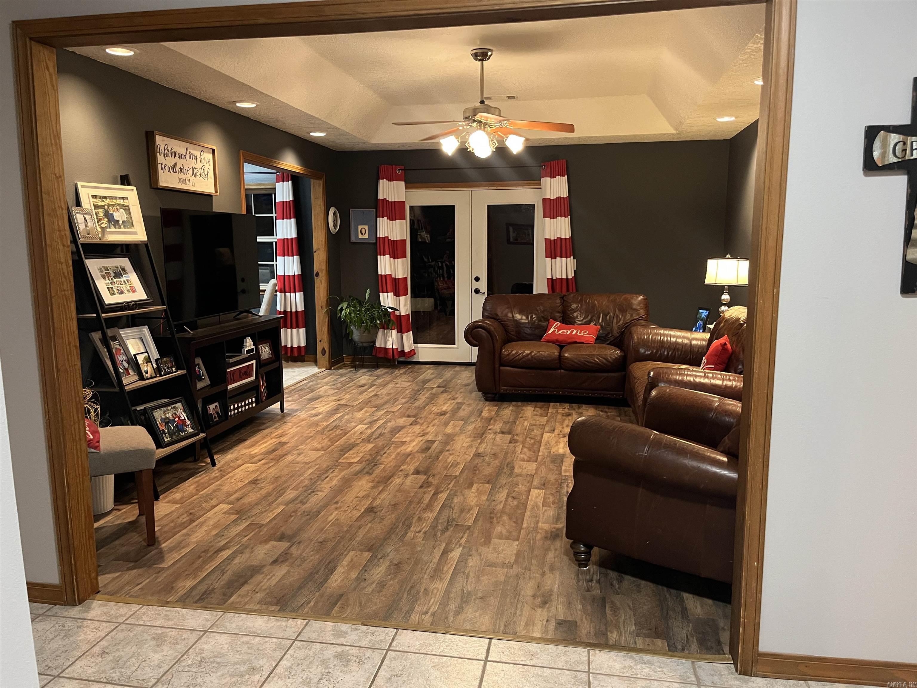 QUAIL RUN - Residential